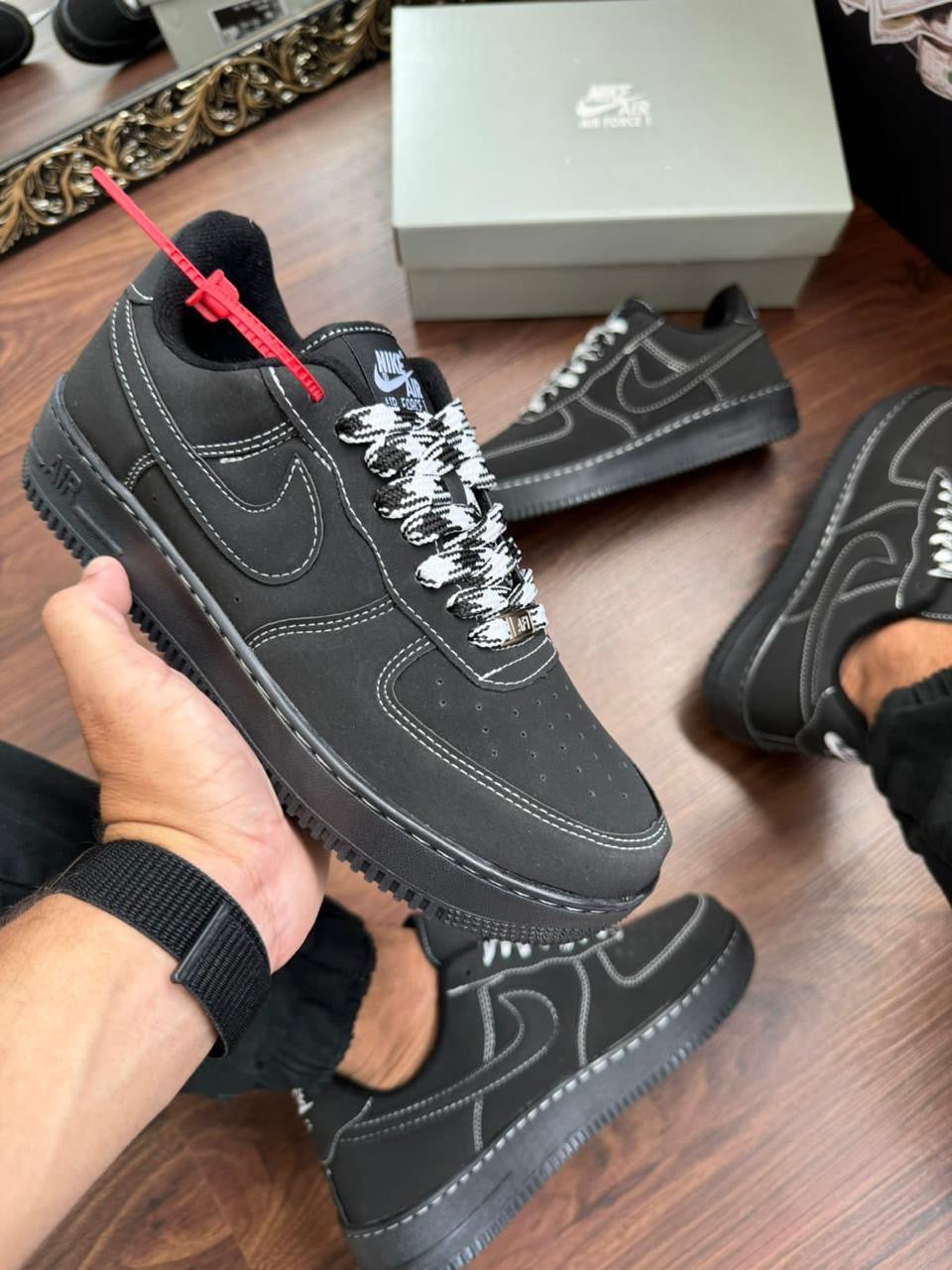 Air Force 1 "Black Phantom" Travis 🇧🇷