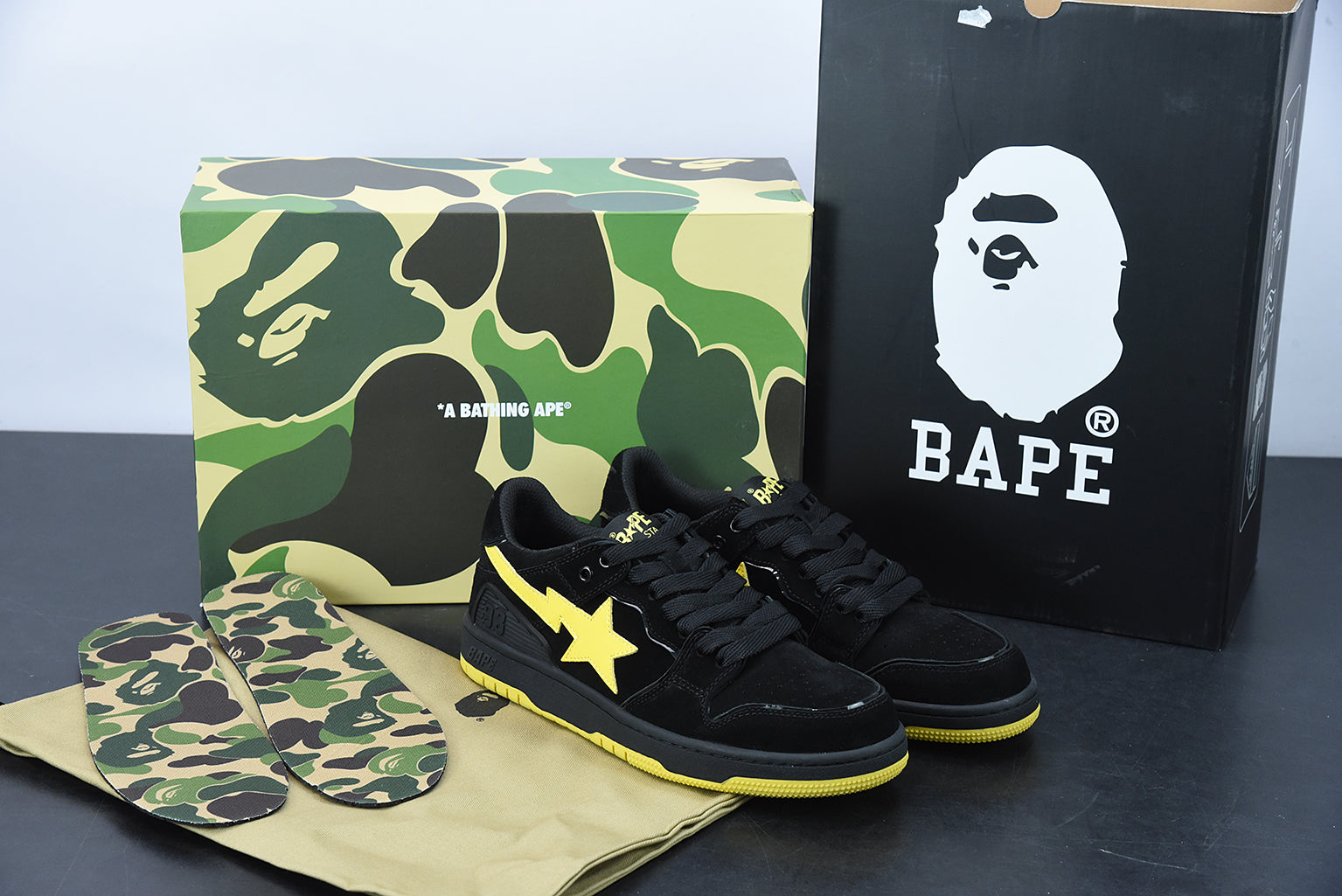 BAPE STA TO LOW "BLACK/YELLOW" 🇺🇸