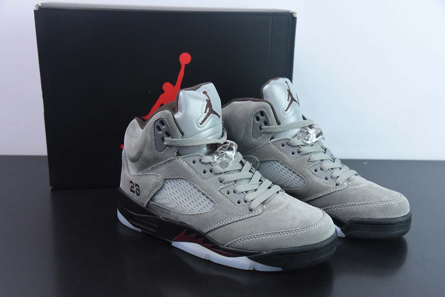 AIR JORDAN 5 x A MA MANIÉRE "LIGH BONE"  FD1330-006