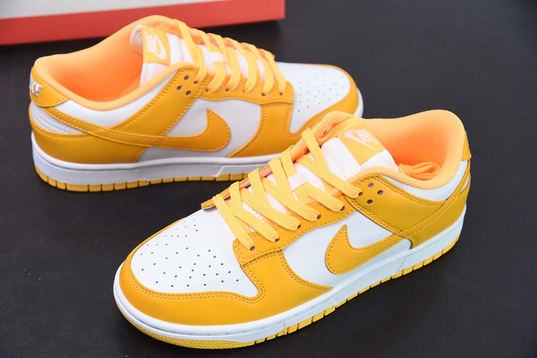 NIKE DUNK LOW "LASER ORANGE" - DD1503-800