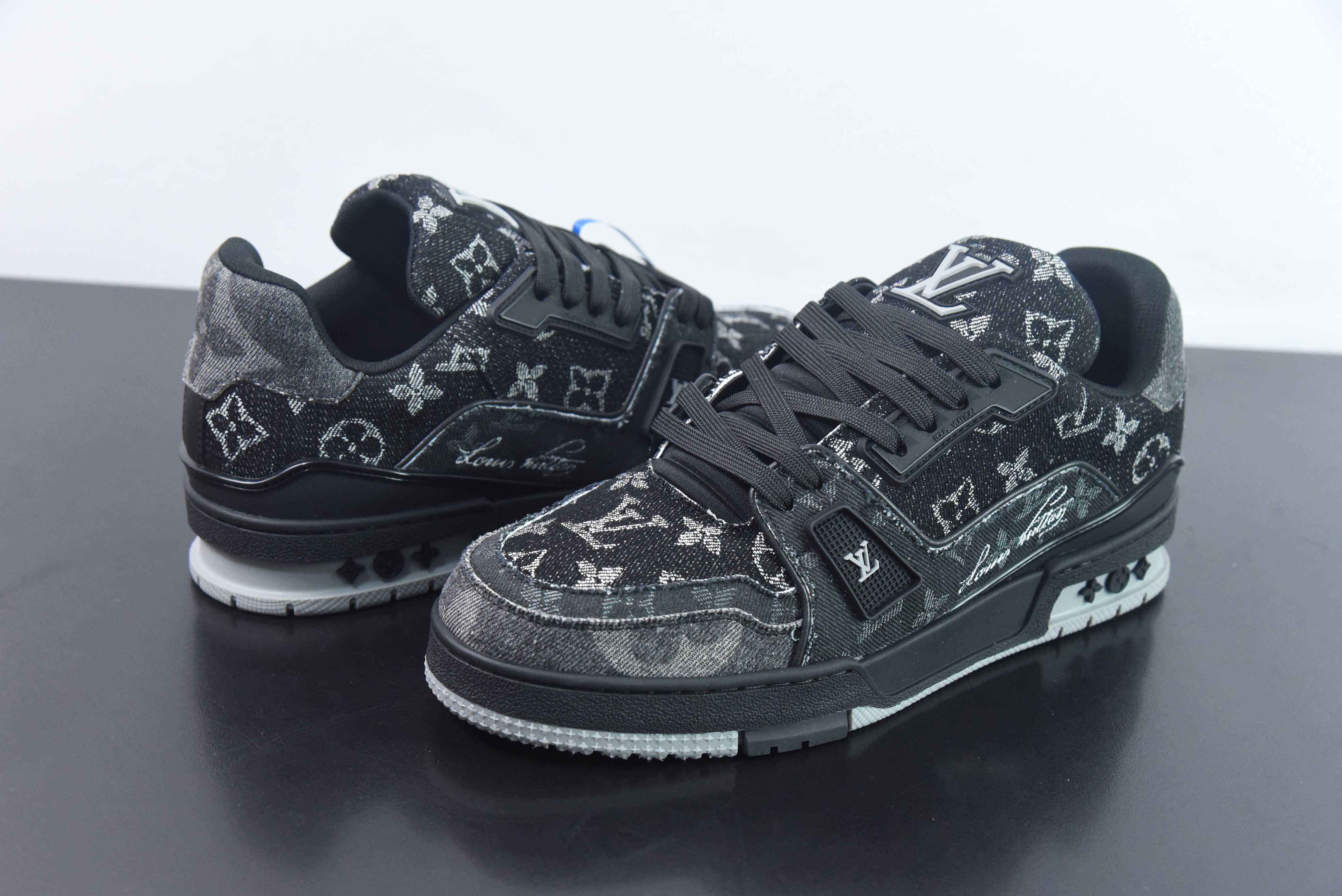 LV TRAINER "NIGO BLACK DENIM"