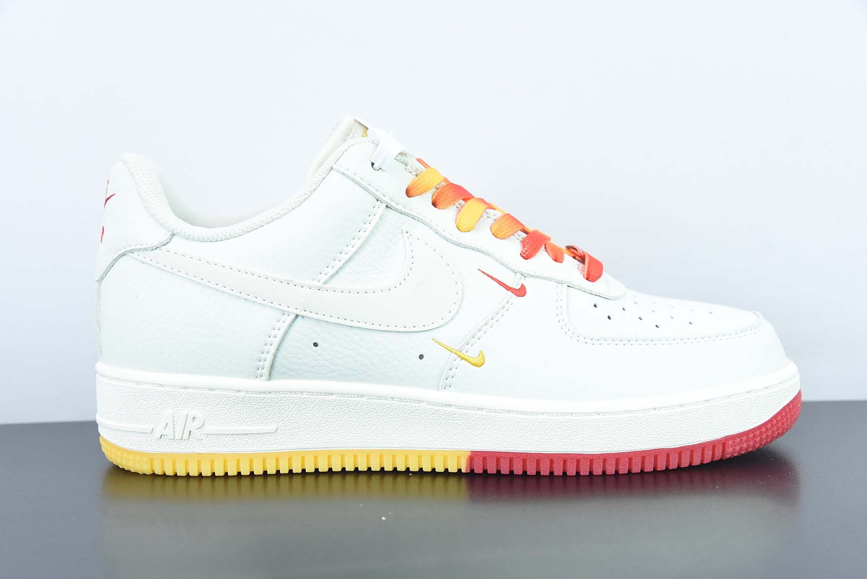 AIR FORCE 1 '07 "RICE WHITE RED YELLOW"- HQ8863-996 🇺🇸