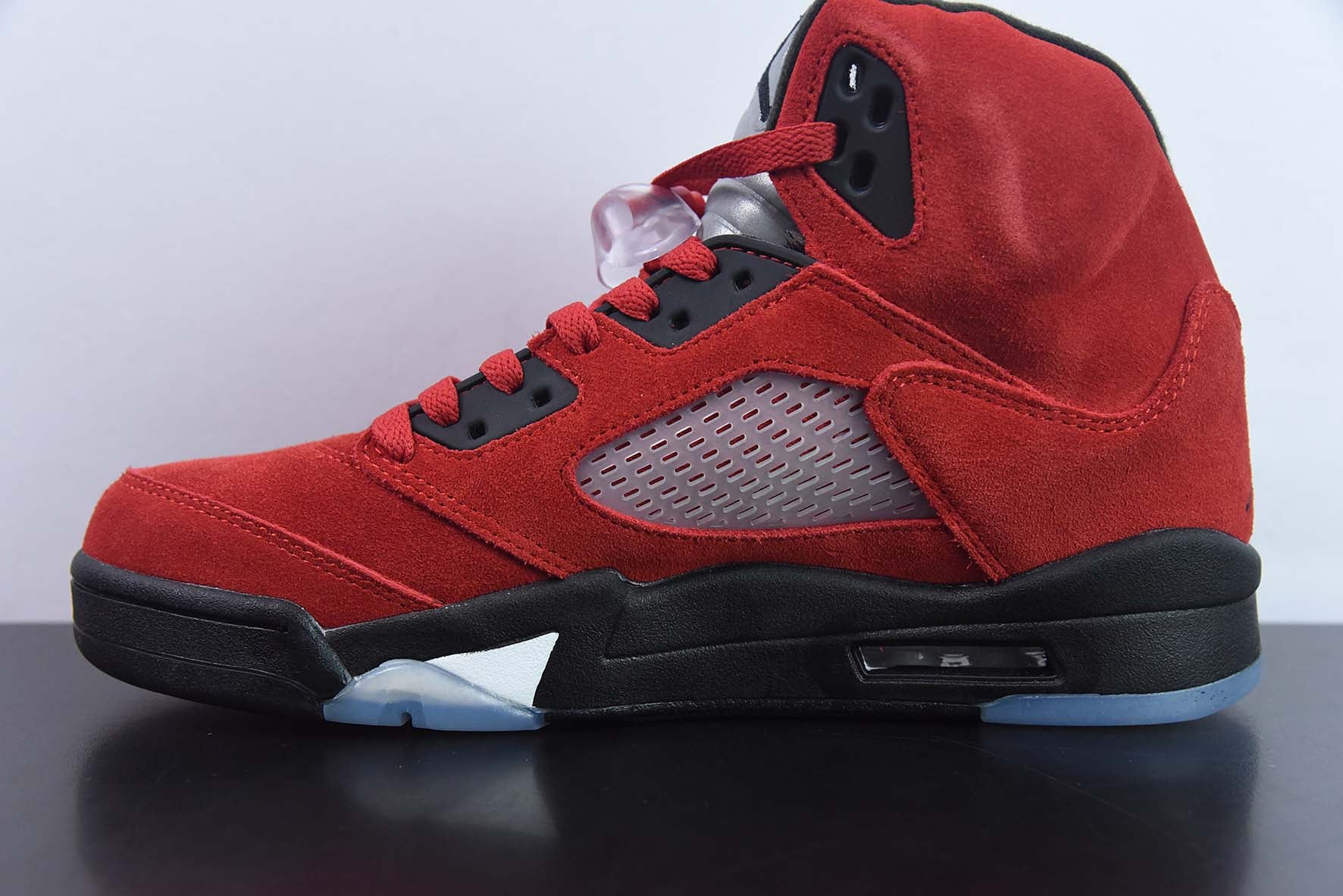 AIR JORDAN 5 "RAGING BULL"  DD0587-600