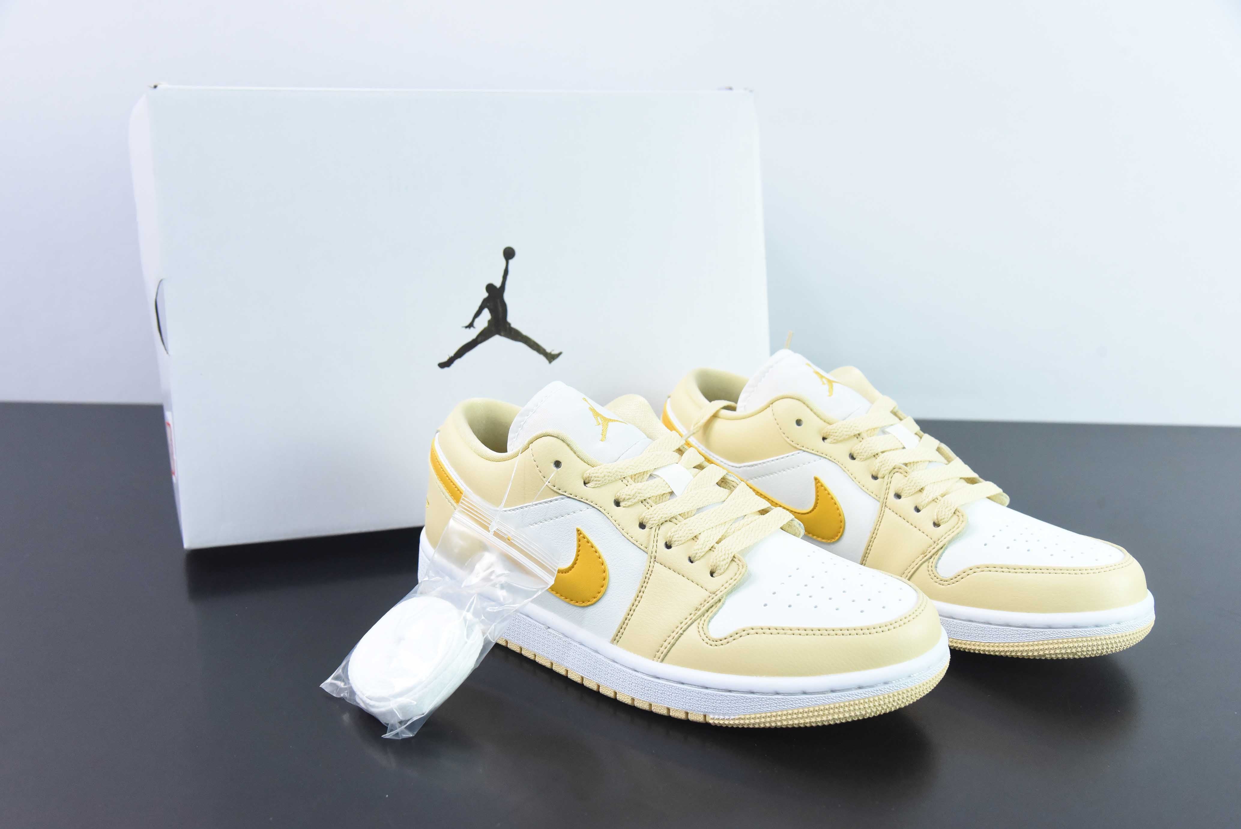 AIR JORDAN 1 LOW "TEAM GOLD"