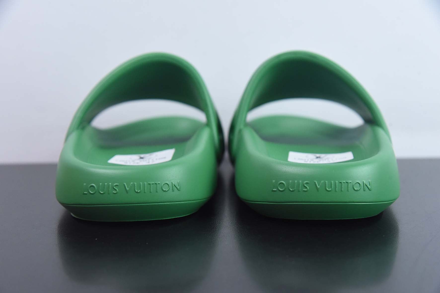 SLIDE LV WATERFRONT "MONOGRAM" GREEN  🇺🇸