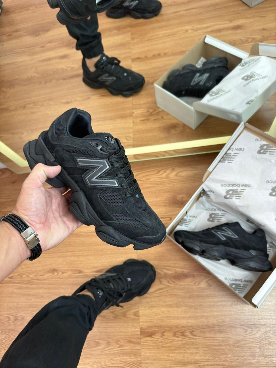 New Balance 9060 "All Black" 🇧🇷