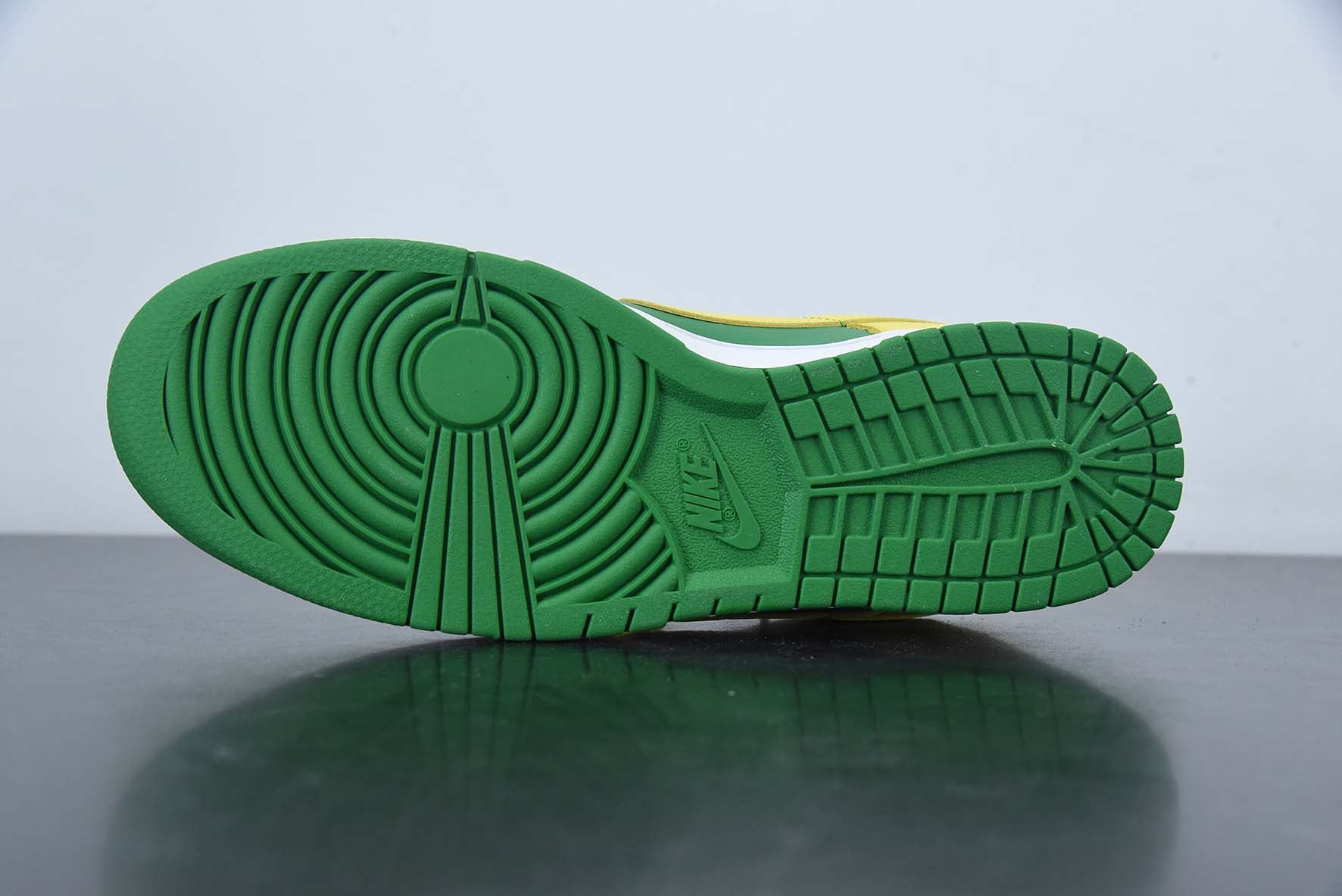 NIKE DUNK LOW "REVERSE BRAZIL" - DV0833-300