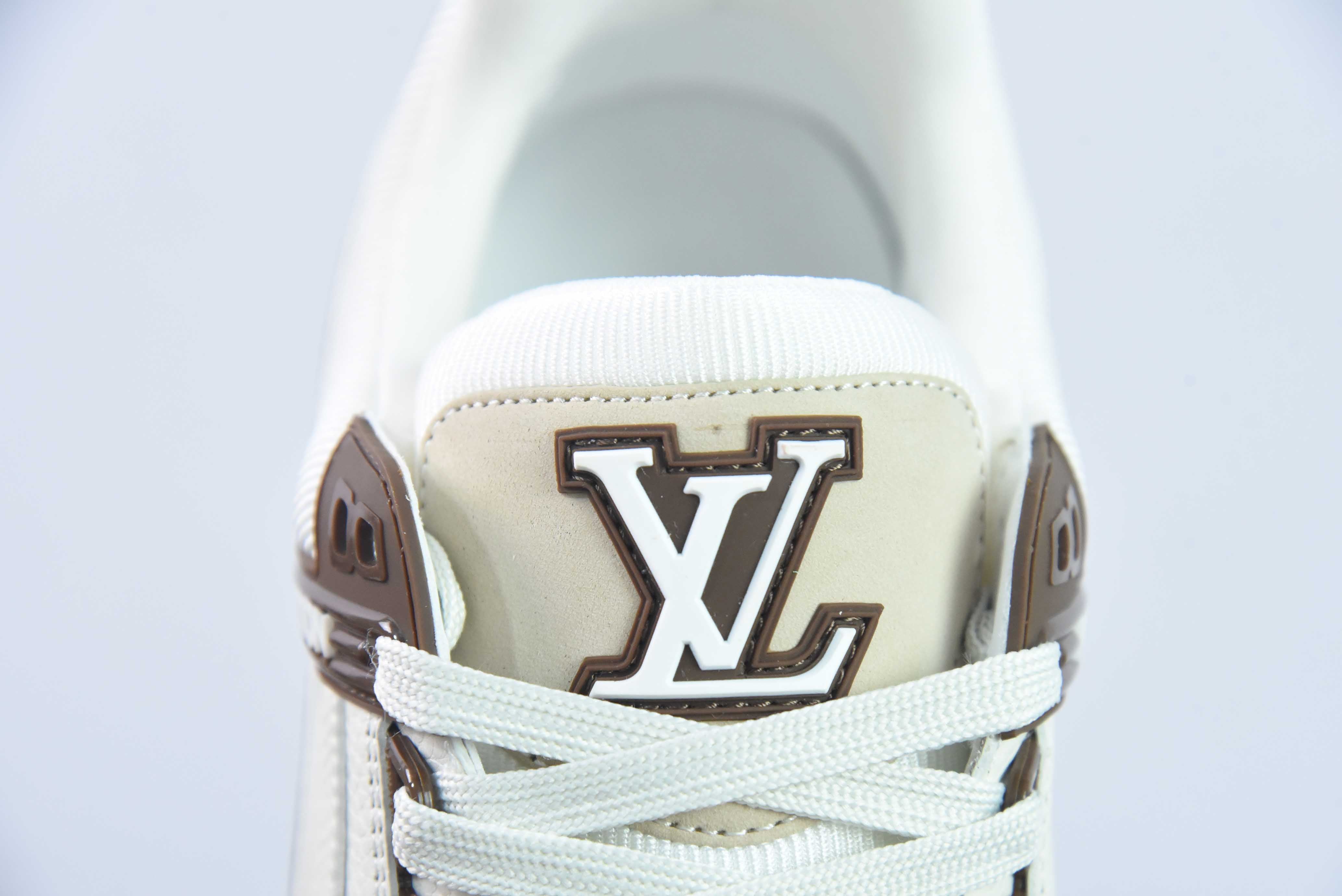 LV TRAINER "BROWN"