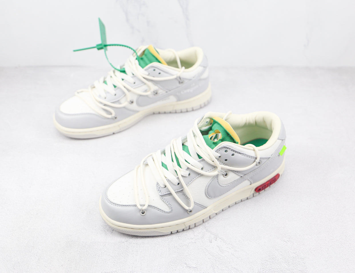 NIKE DUNK  LOW x Off White LOT 25:50