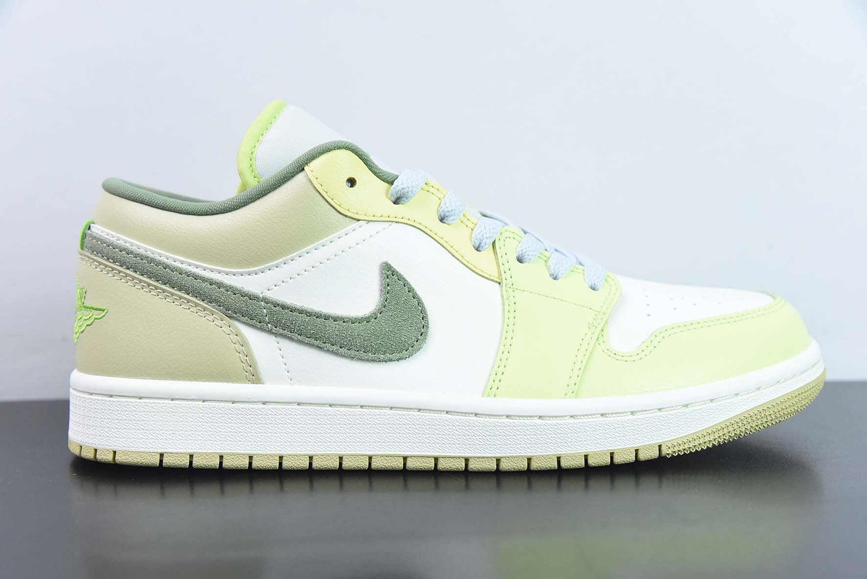 AIR JORDAN 1 LOW "SIT LEMONS" - FD9906-131