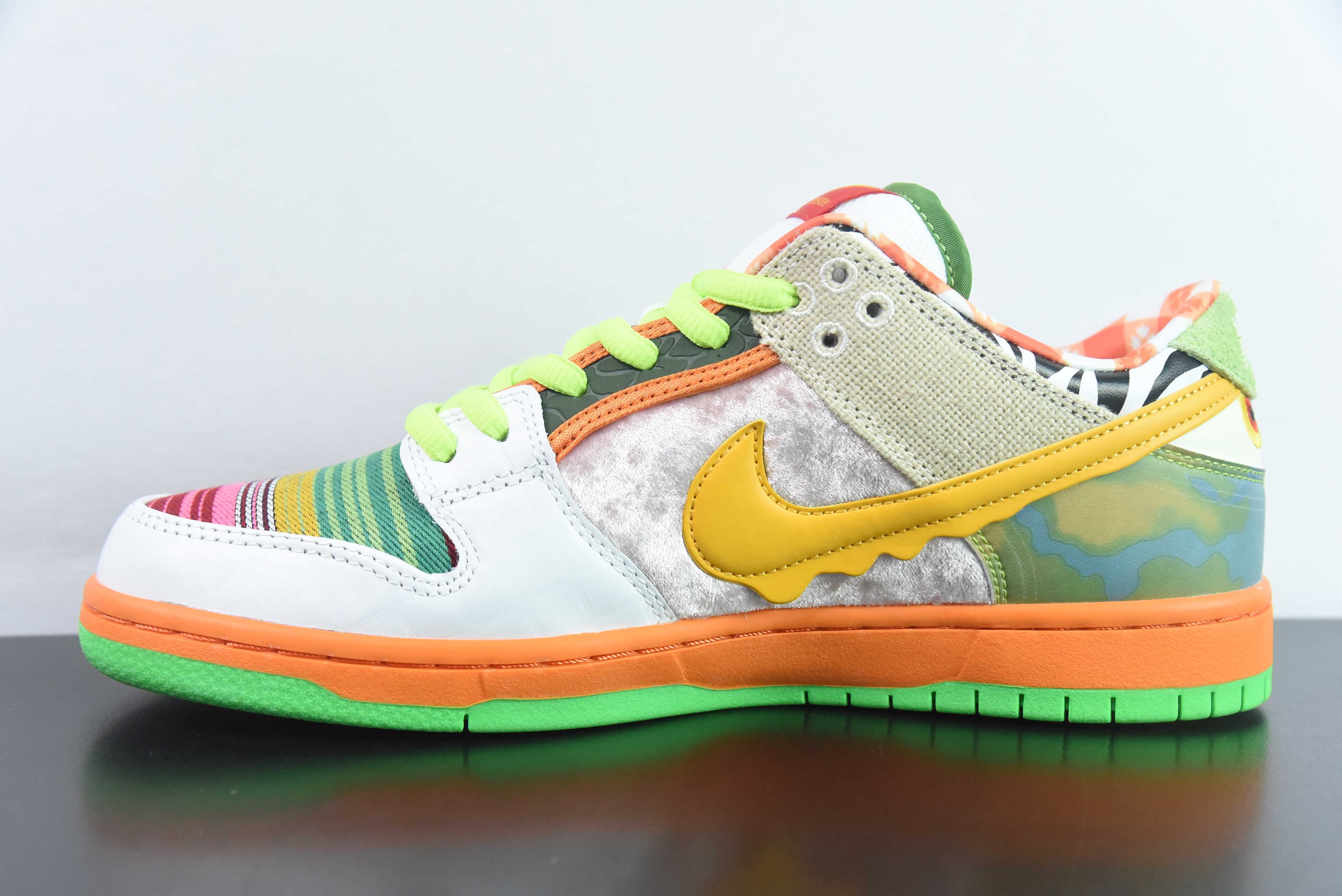 NIKE SB DUNK LOW QS “WHAT THE PAUL” DM0807-600