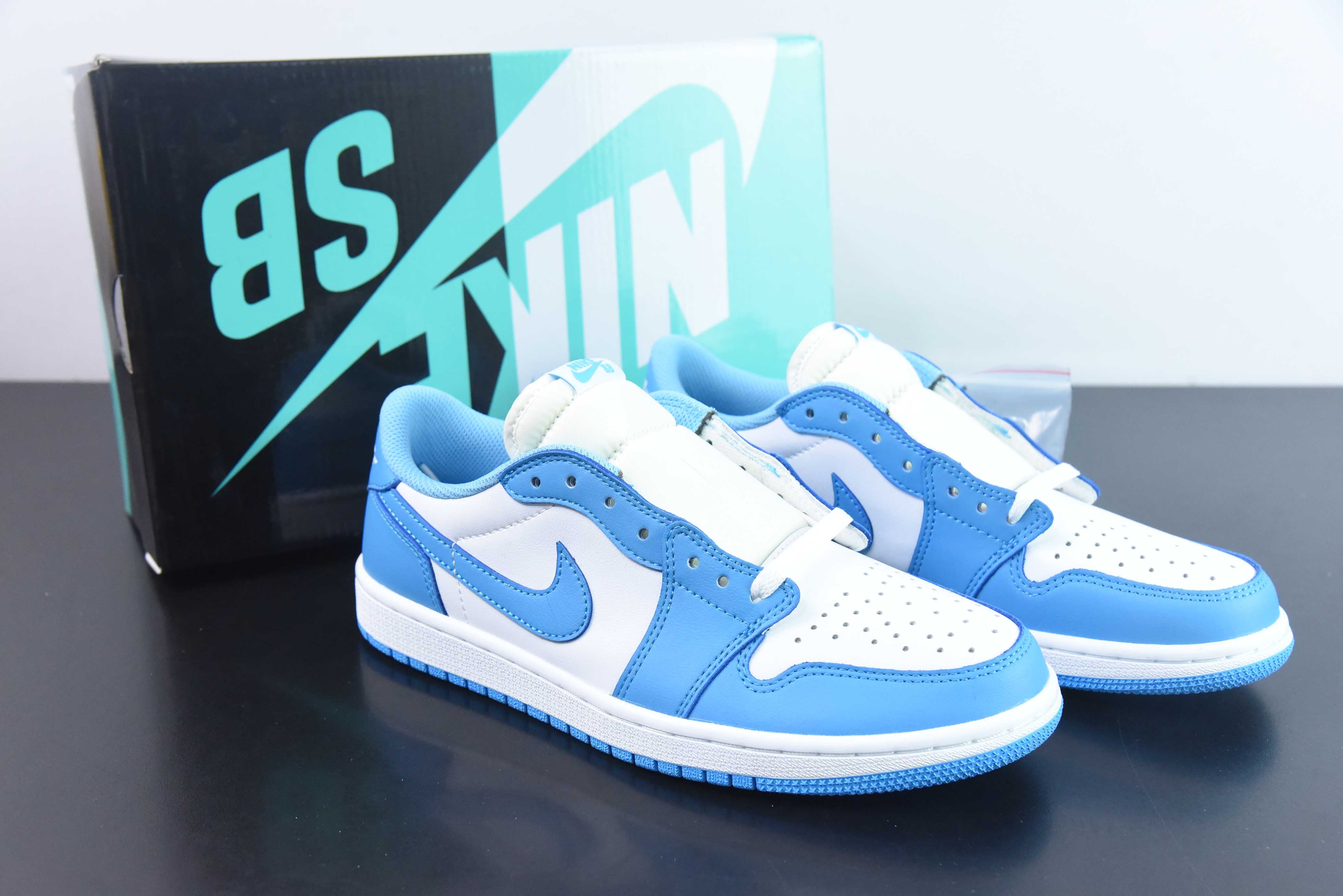 AIR JORDAN 1 LOW OG GOLF “UNC” CJ7891-401