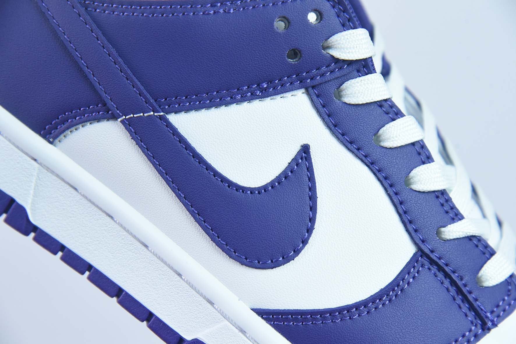 NIKE DUNK LOW RETRO "CHAMPION PURPLE" - DD1391-104