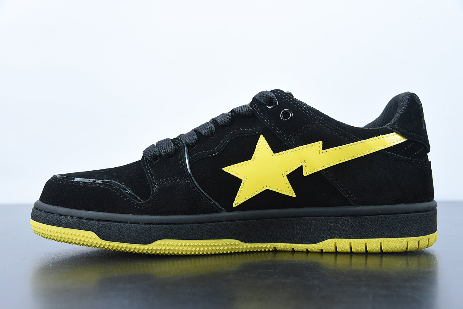 BAPE STA TO LOW "BLACK/YELLOW" 🇺🇸