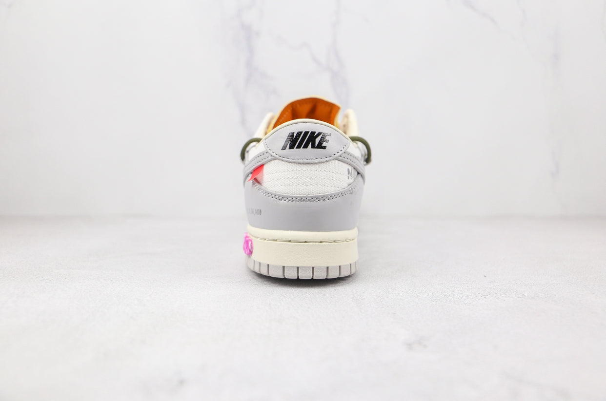 NIKE DUNK  LOW x Off White LOT 22:50