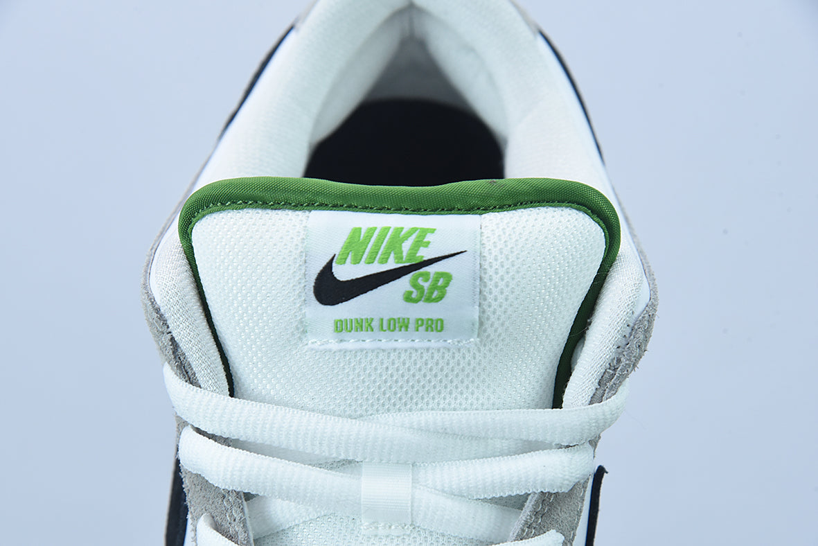 NIKE SB DUNK LOW PRO "CHLOROPHYLL" - BQ6817-011