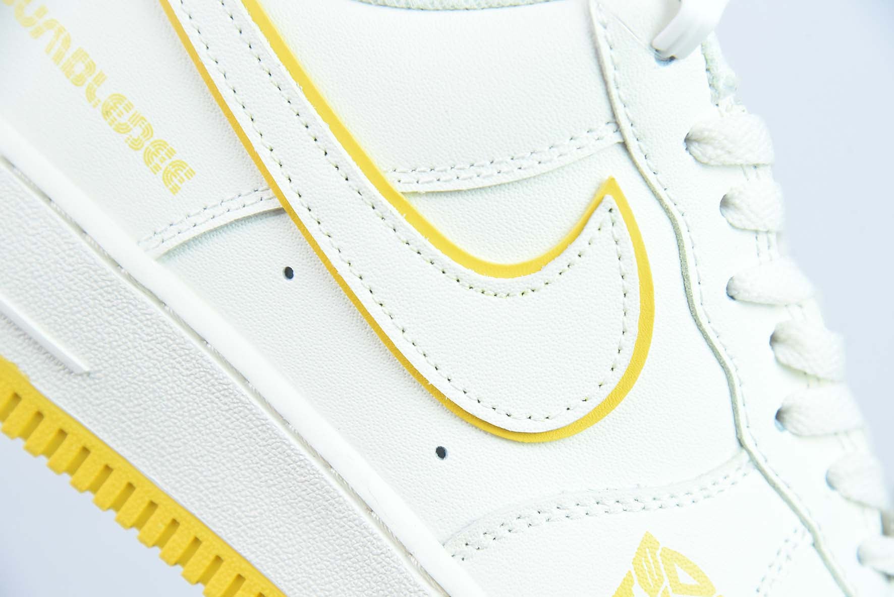 AIR FORCE 1  '07 "BUMBLEBEE" - BS9055-716 🇺🇸