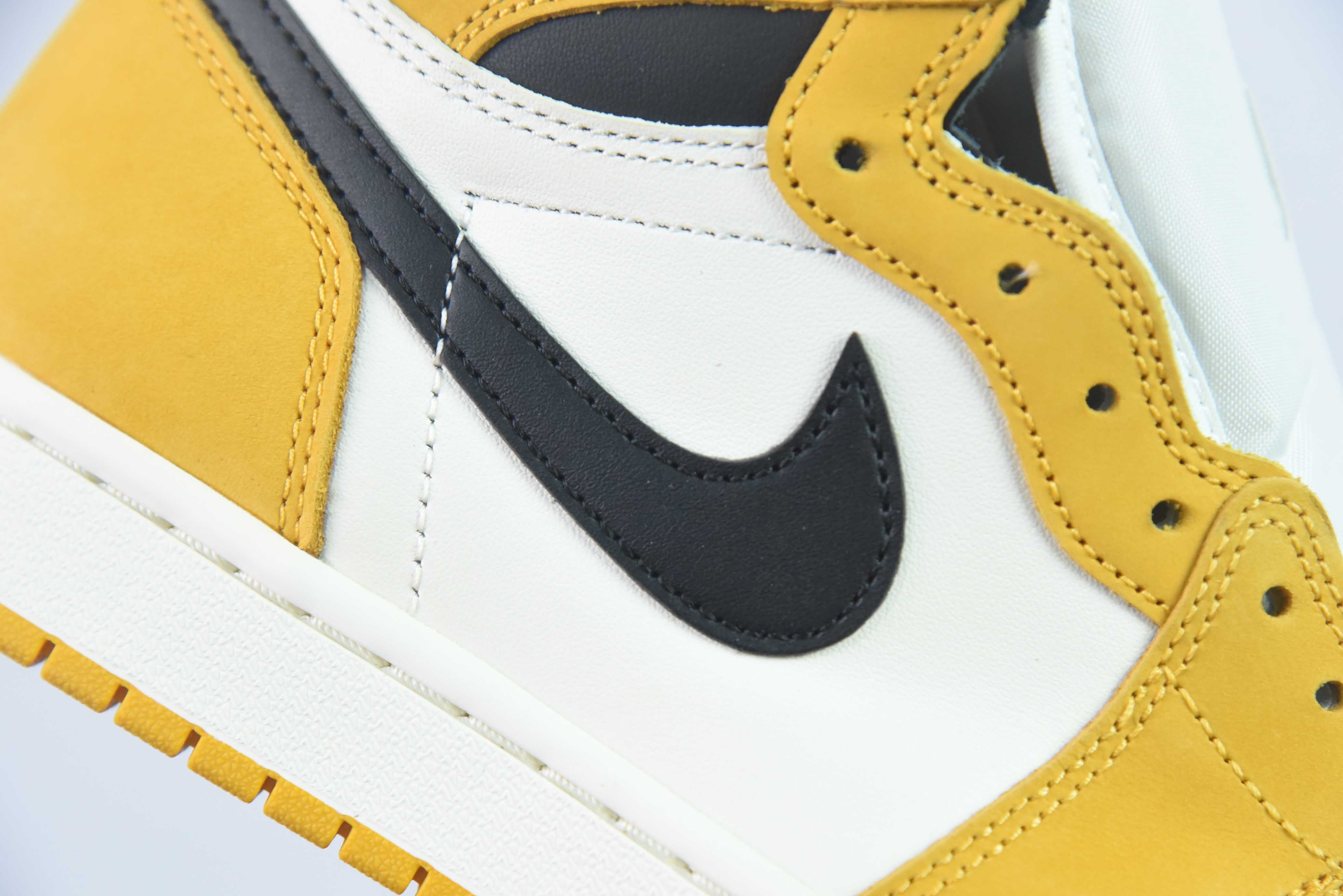 AIR JORDAN 1 HIGH OG “YELLOW OCHRE" DZ5485-701