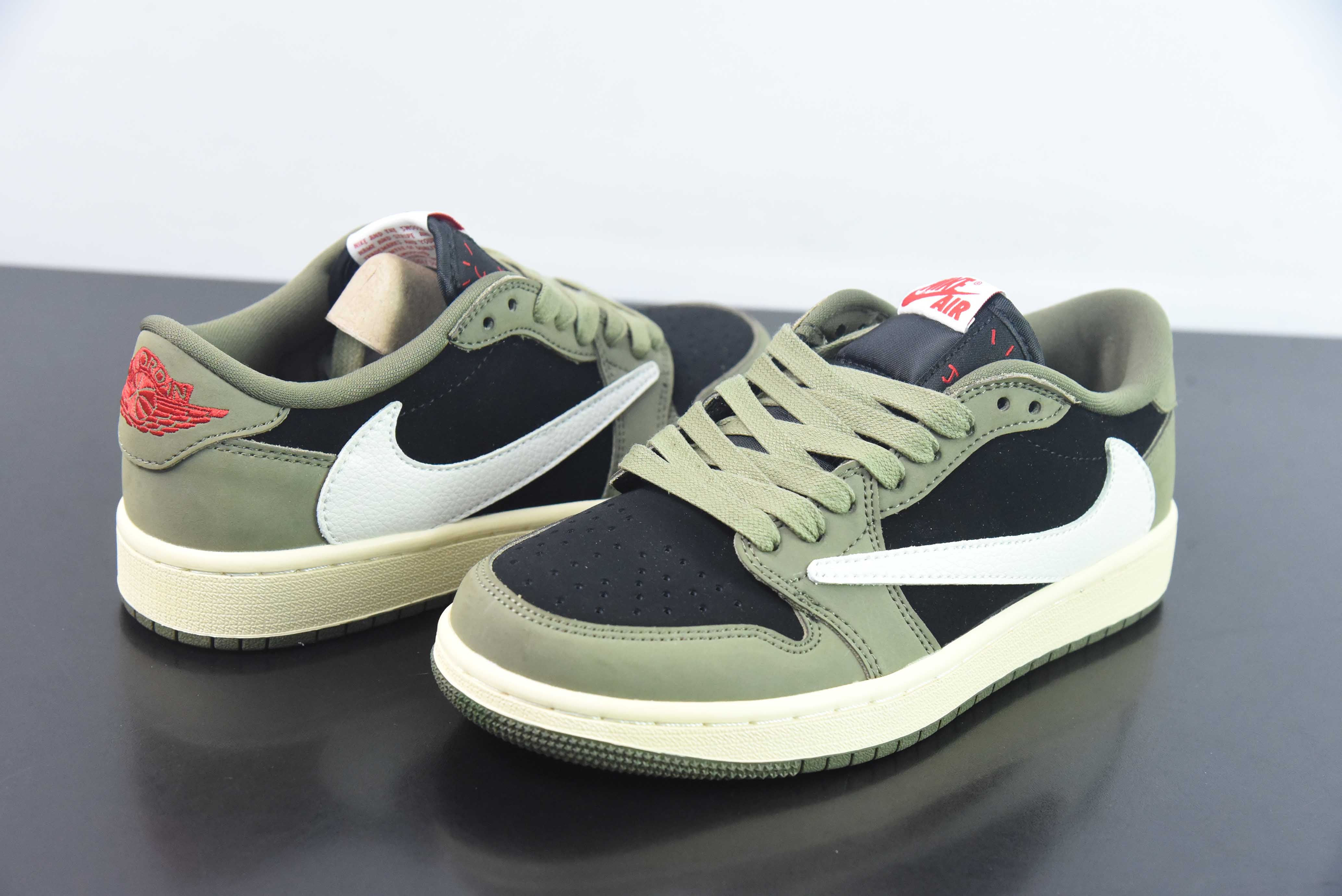 AIR JORDAN 1 LOW OG X TRAVIS SCOTT "BLACK OLIVE"