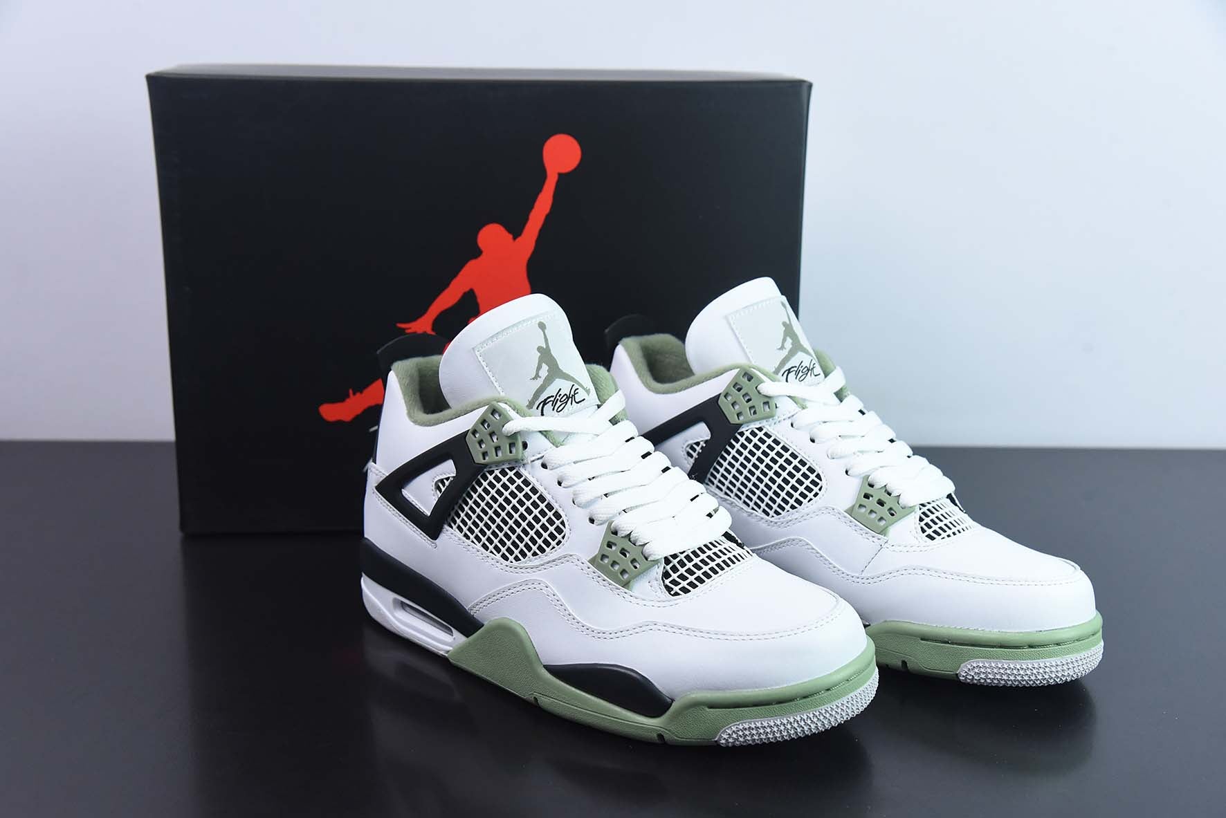 AIR JORDAN 4 "OIL GREEN"