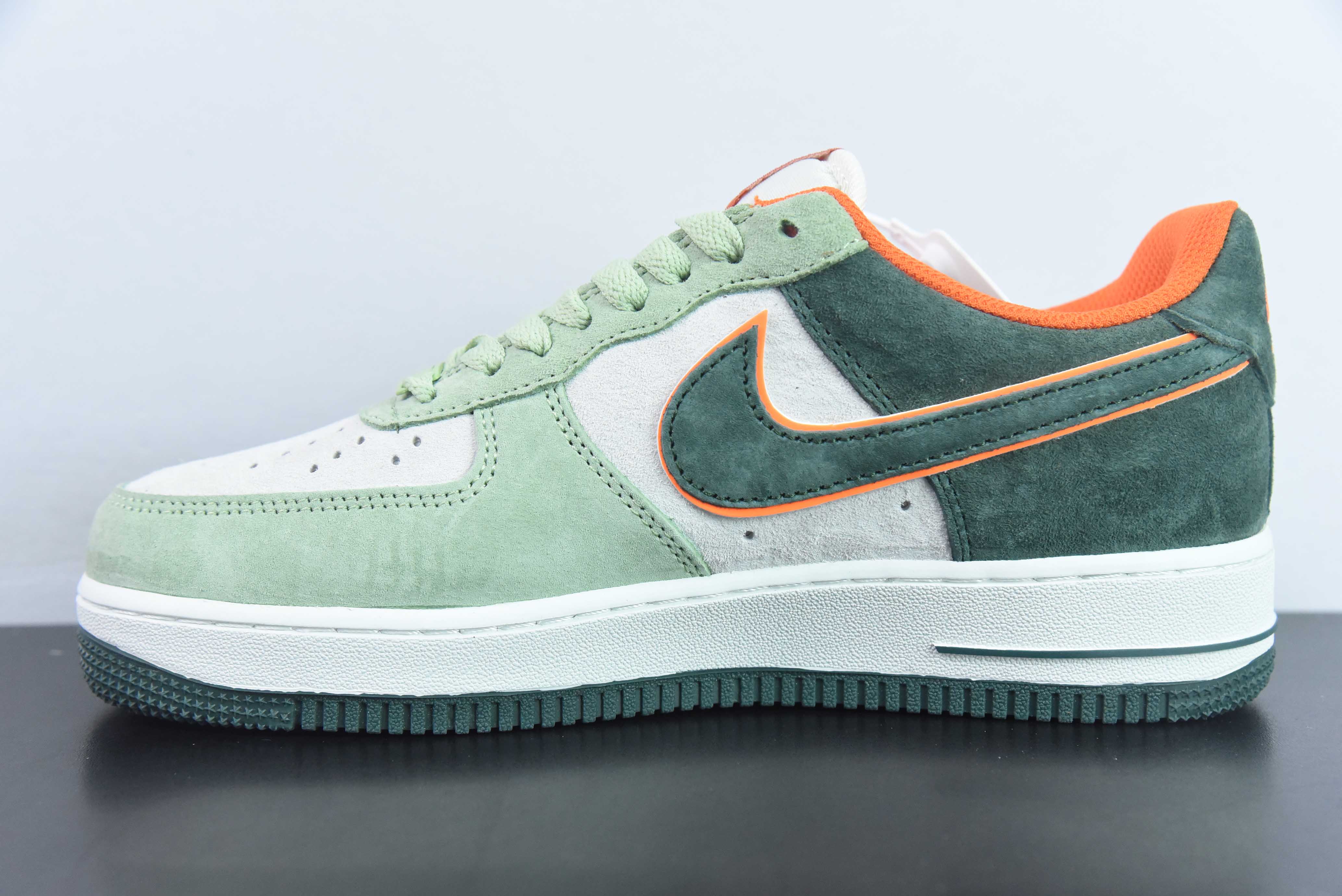 AIR FORCE 1 LOW '07  "LUFFY GREENS"