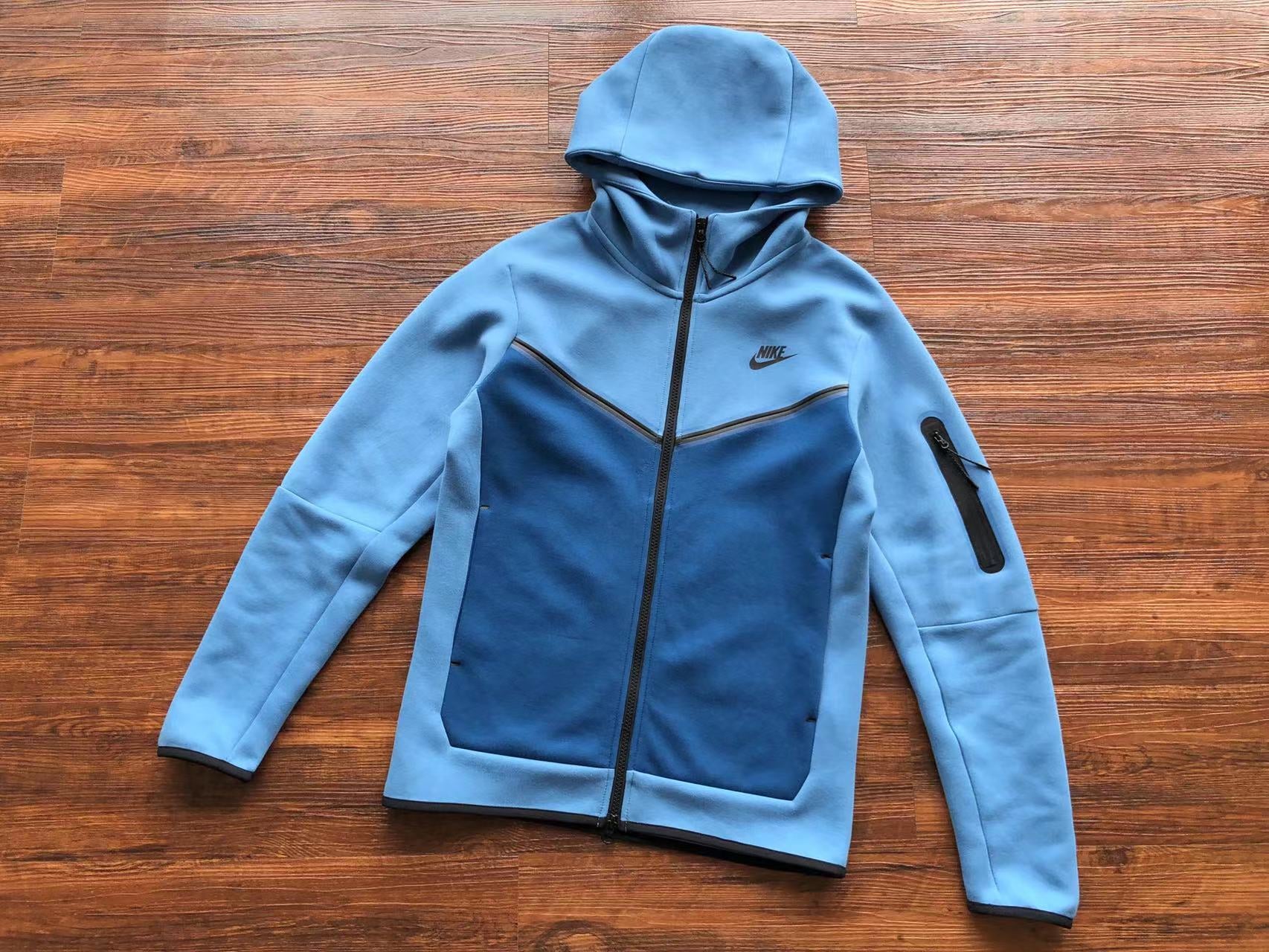 NIKE TECH FLEECE  WINDRUNNER "AZUL BEBÊ/AZUL" 🇺🇸