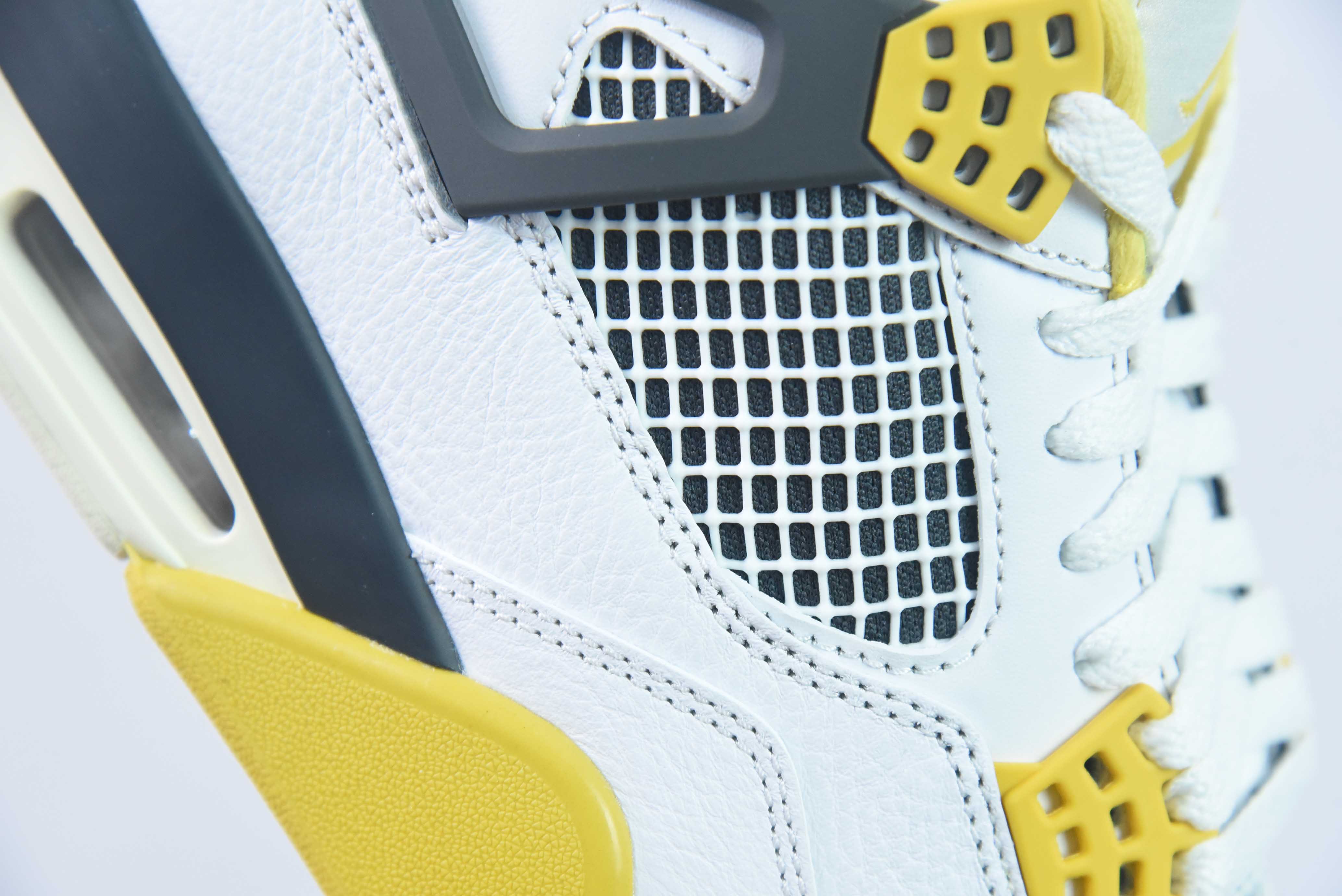 AIR JORDAN 4 "VIVID SULFUR"