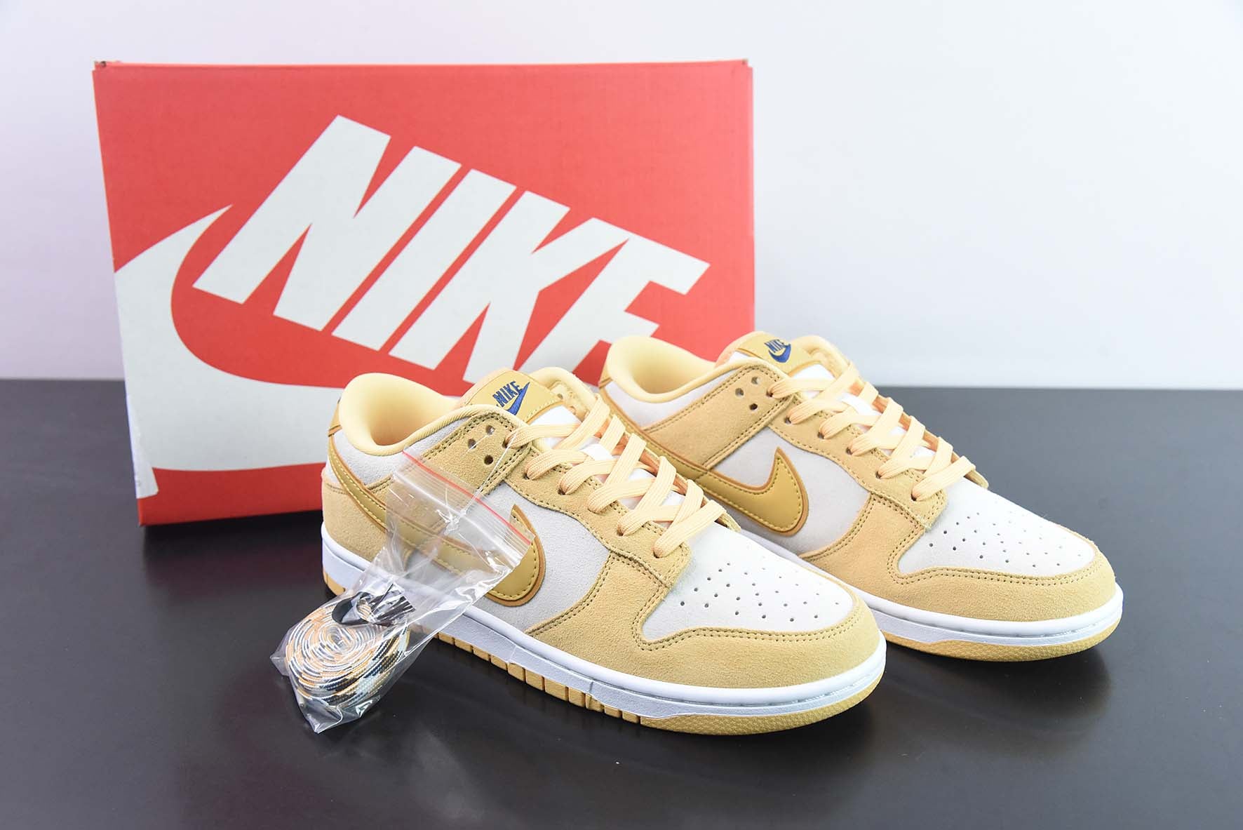 NIKE DUNK LOW "GOLD SUEDE" - DV7411-200