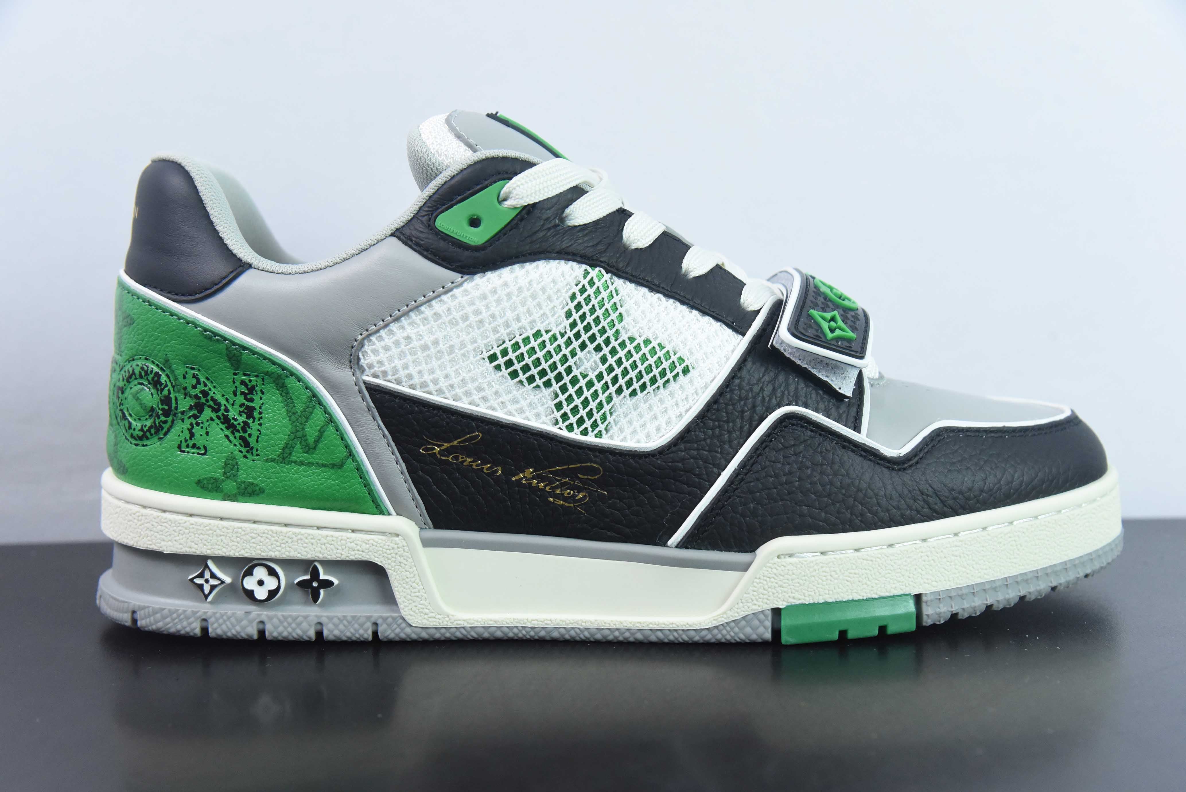 LV TRAINER "GREEN MONOGRAM"