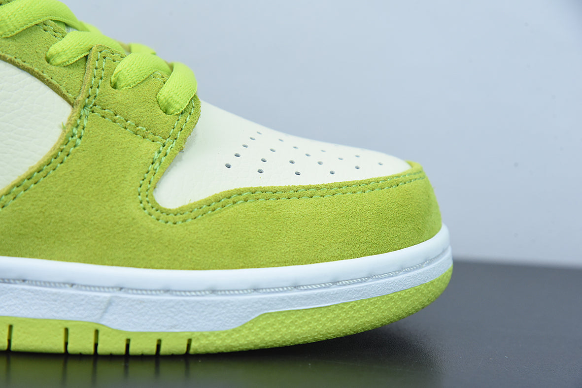 NIKE SB DUNK LOW PRO "GREEN APPLE" - DM0807-300