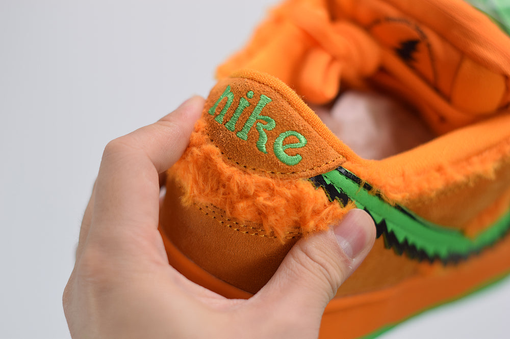 NIKE SB DUNK LOW x GRATEFUL BEAR "ORANGE" - CJ5378-800