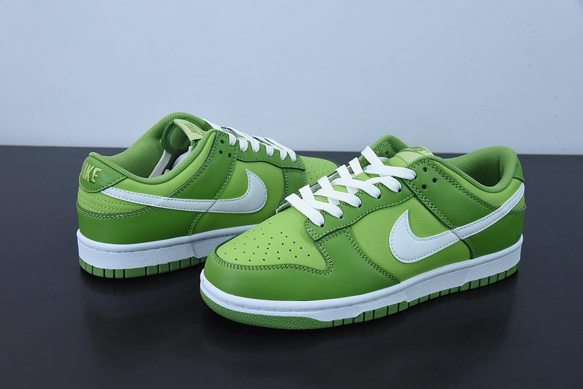 NIKE DUNK LOW "GREEN WHITE" - DJ6188-300