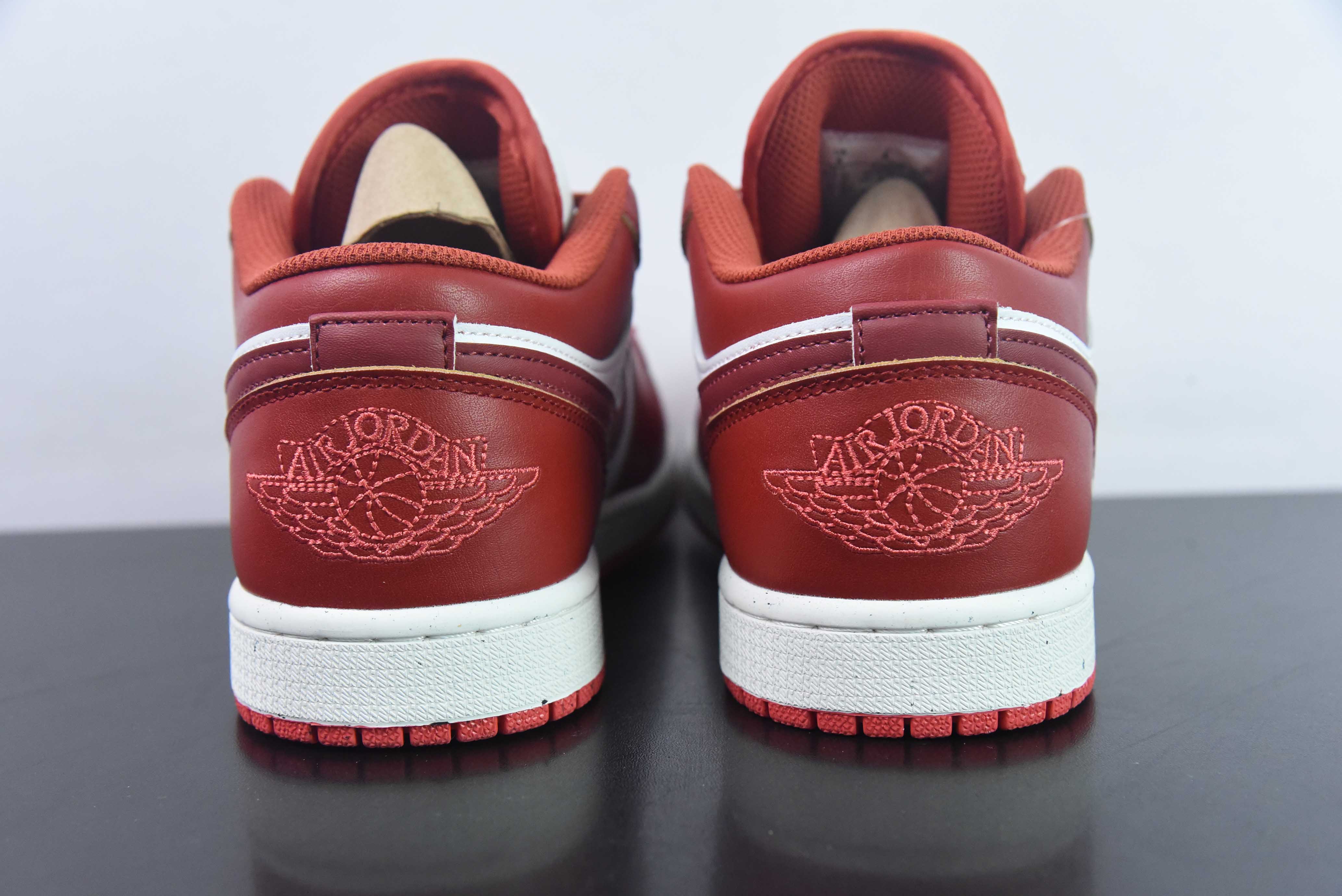 AIR JORDAN 1 LOW "DUNE RED"