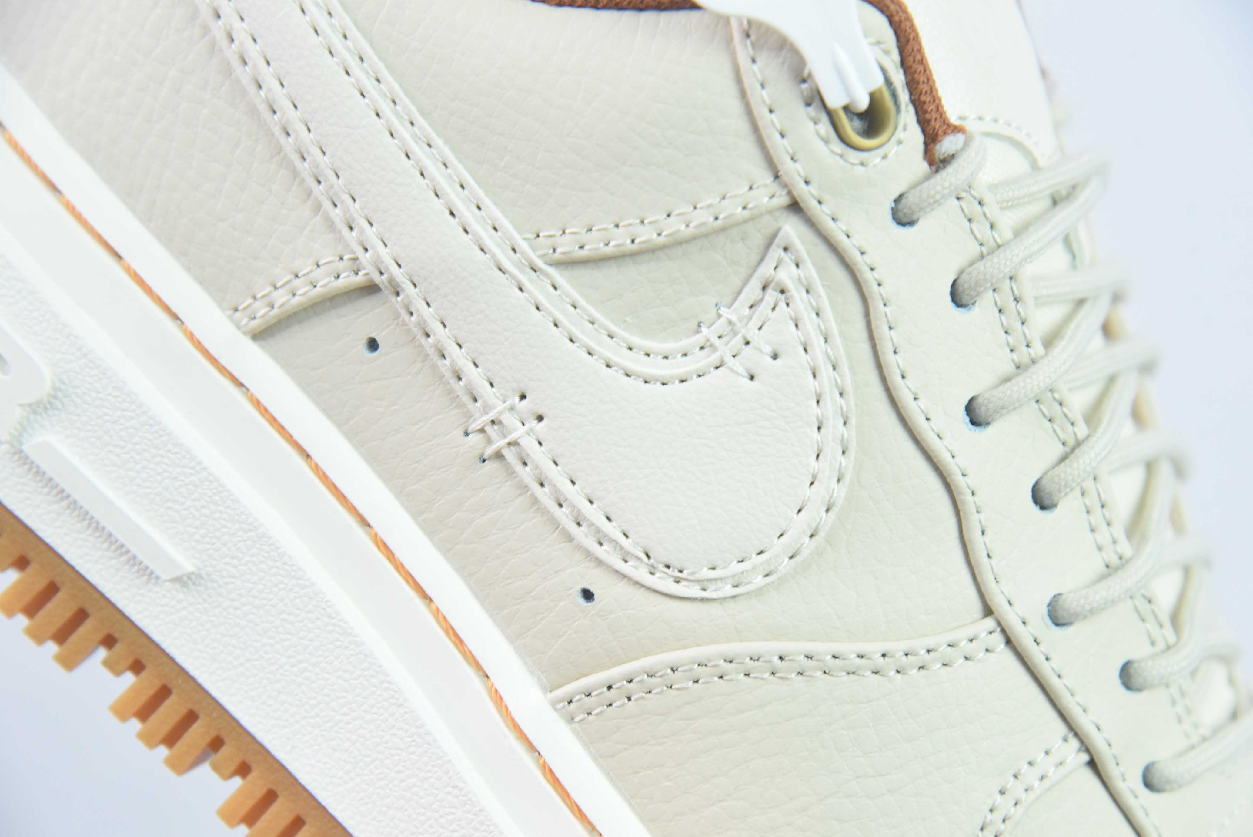 AIR FORCE 1  "LUXE PEARL"