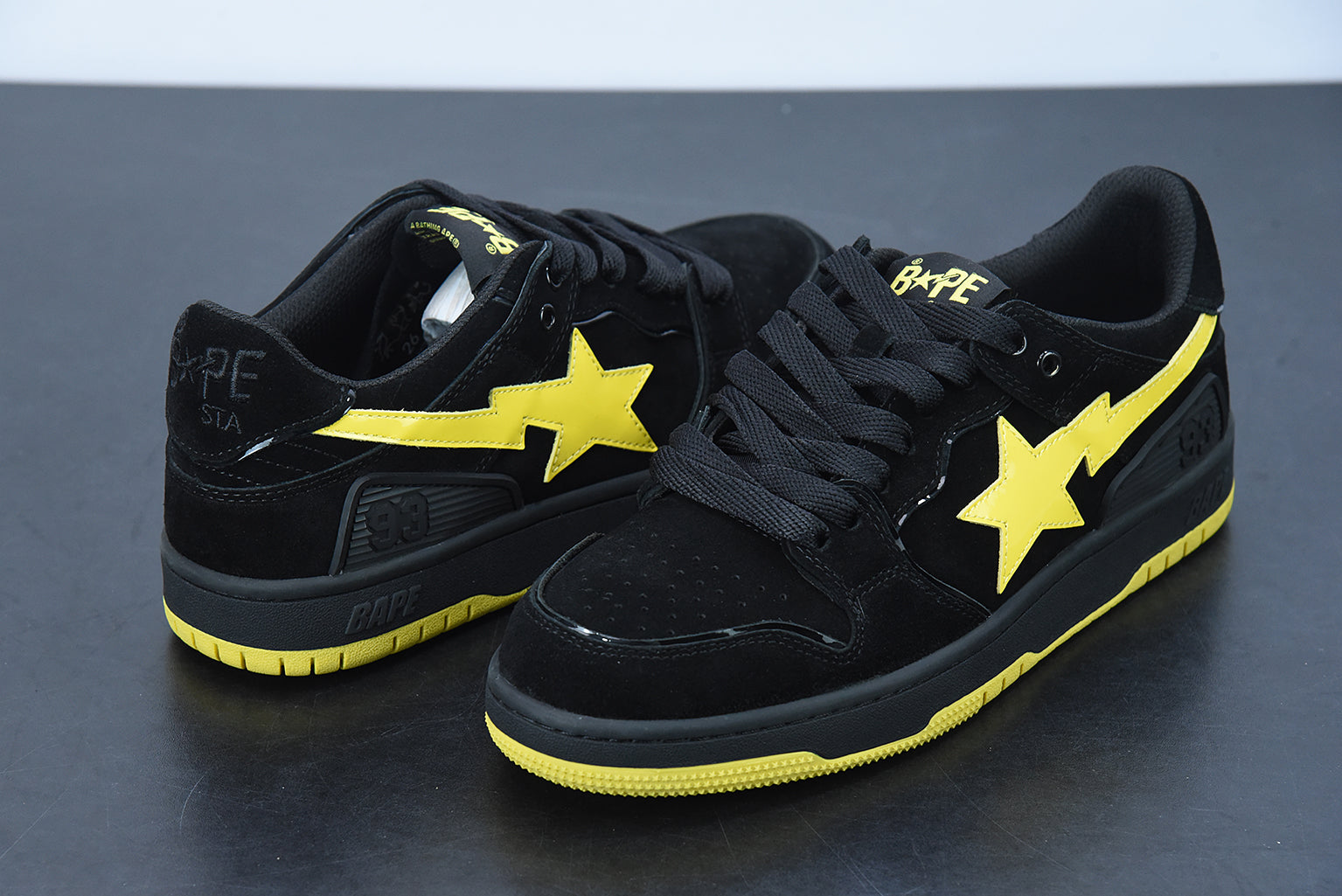 BAPE STA TO LOW "BLACK/YELLOW" 🇺🇸