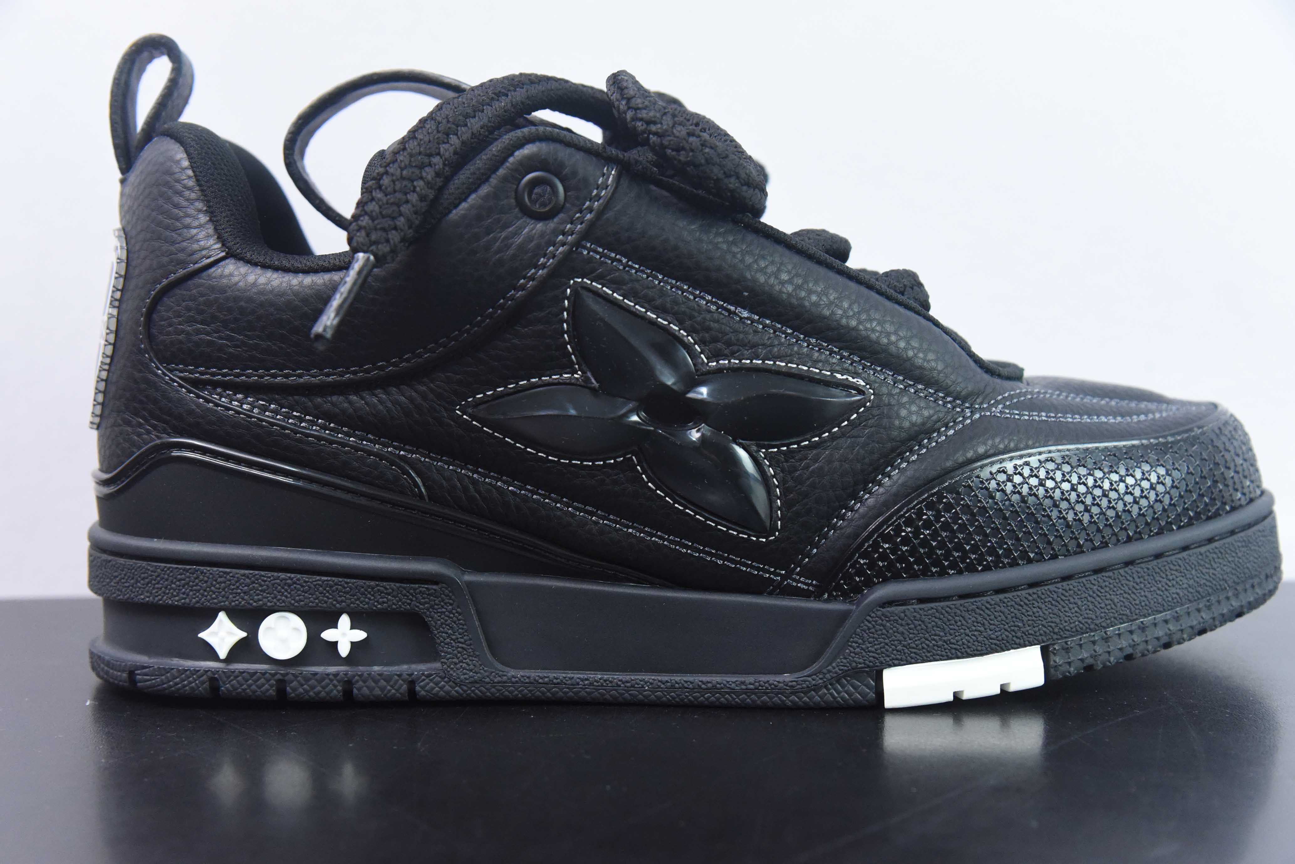 LV SKATE "ALL BLACK"