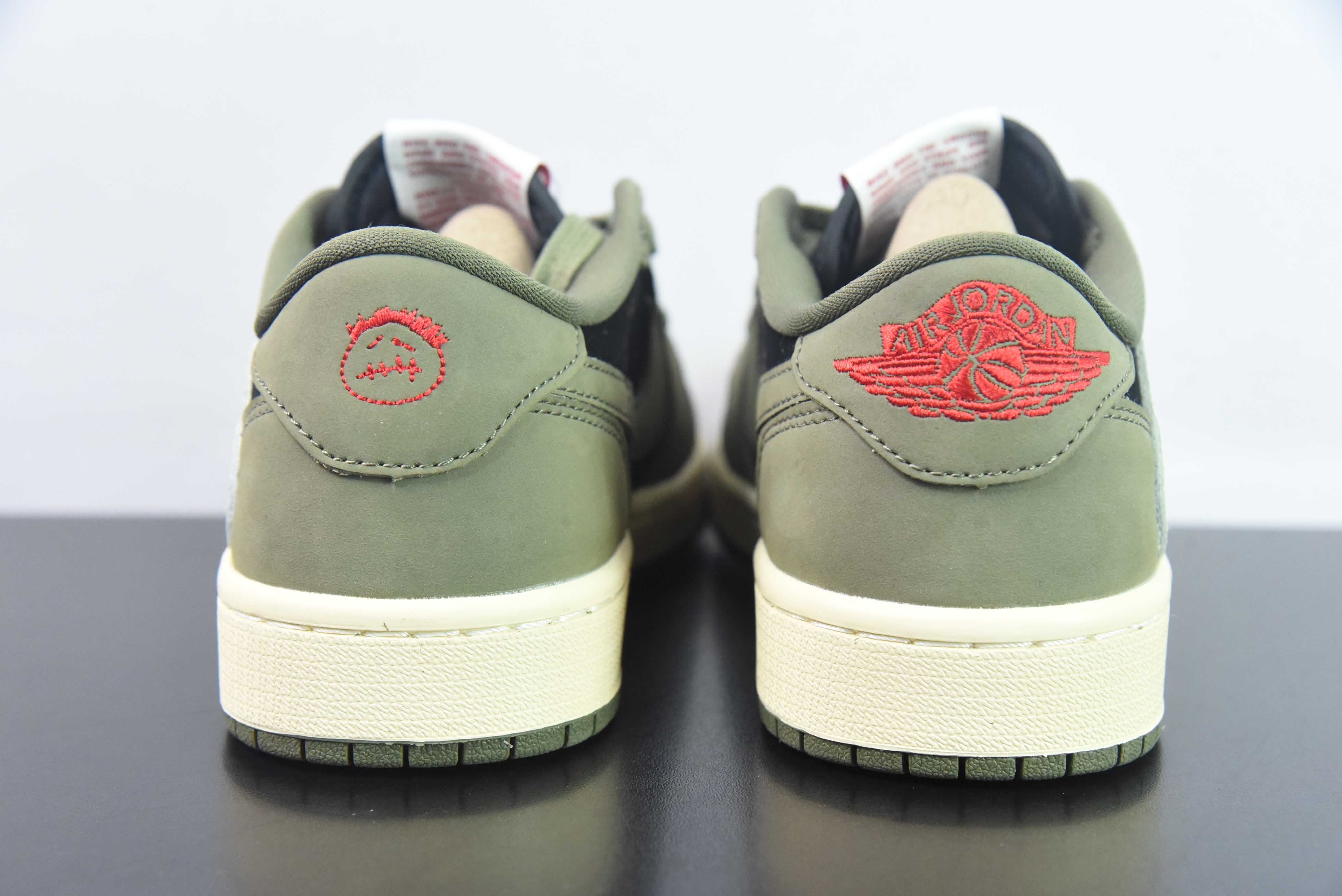 AIR JORDAN 1 LOW OG X TRAVIS SCOTT "BLACK OLIVE"