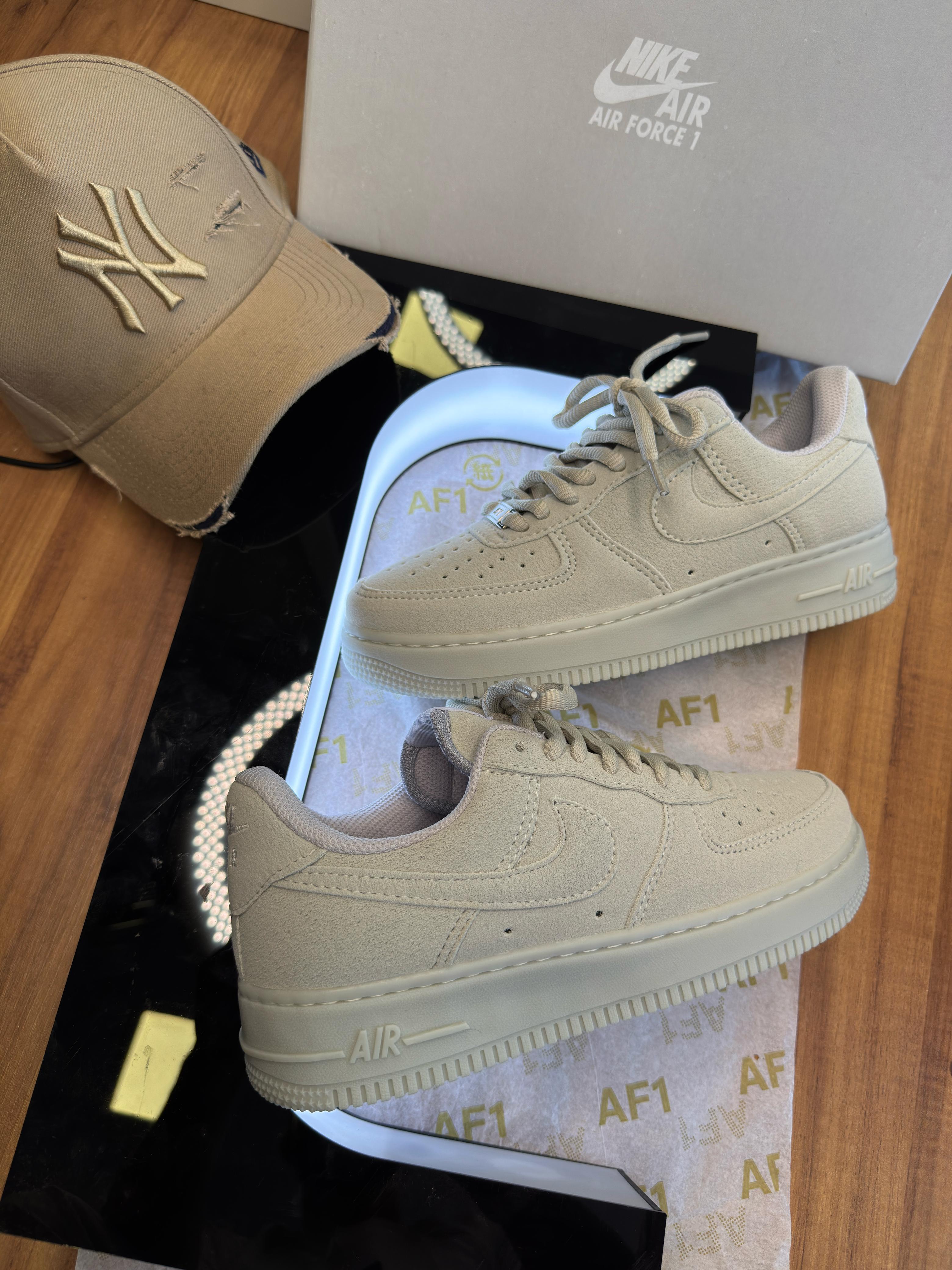 Air Force 1 "Off-White Suede" 🇧🇷