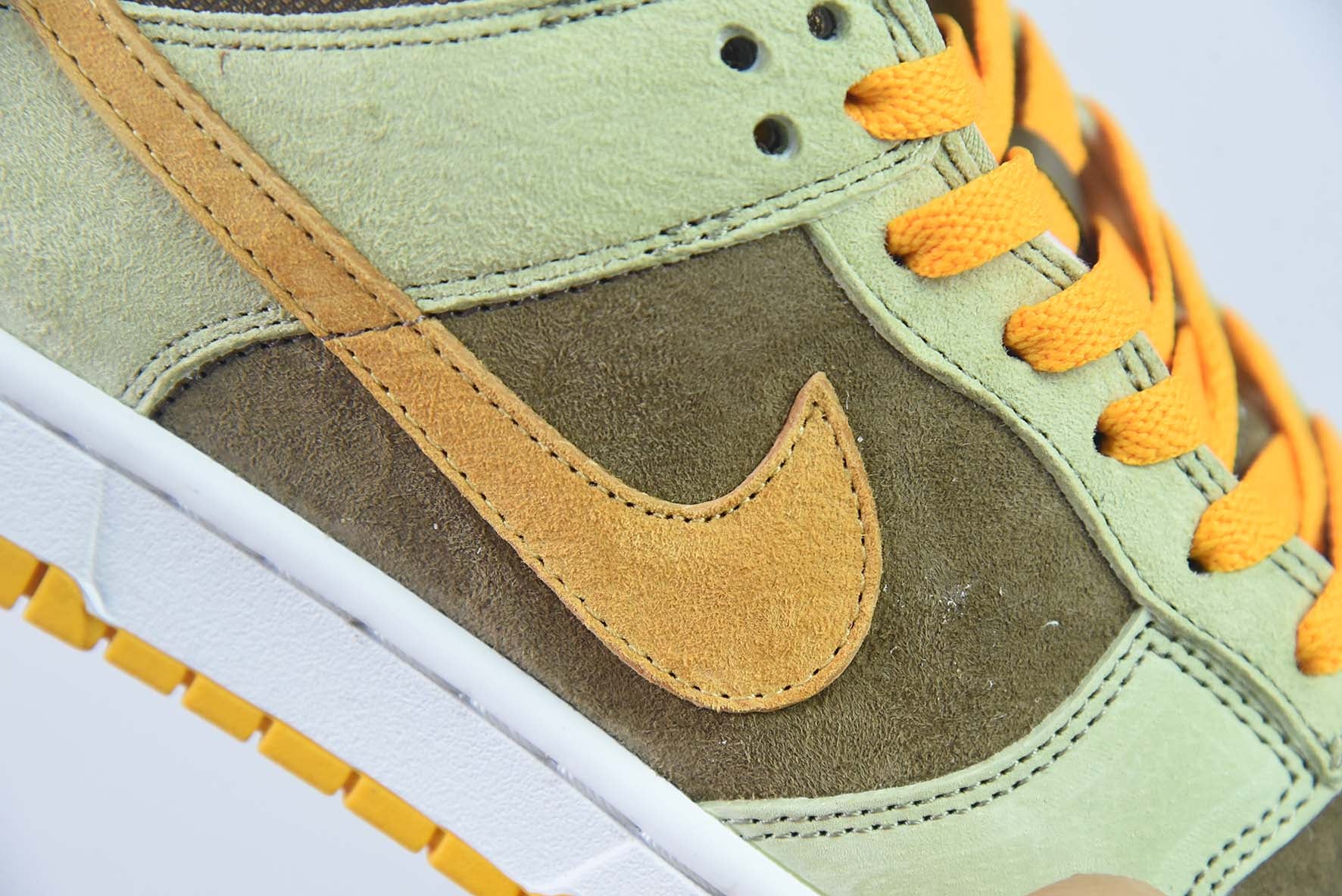 NIKE DUNK LOW "DUSTY OLIVE"" - DH5360-300