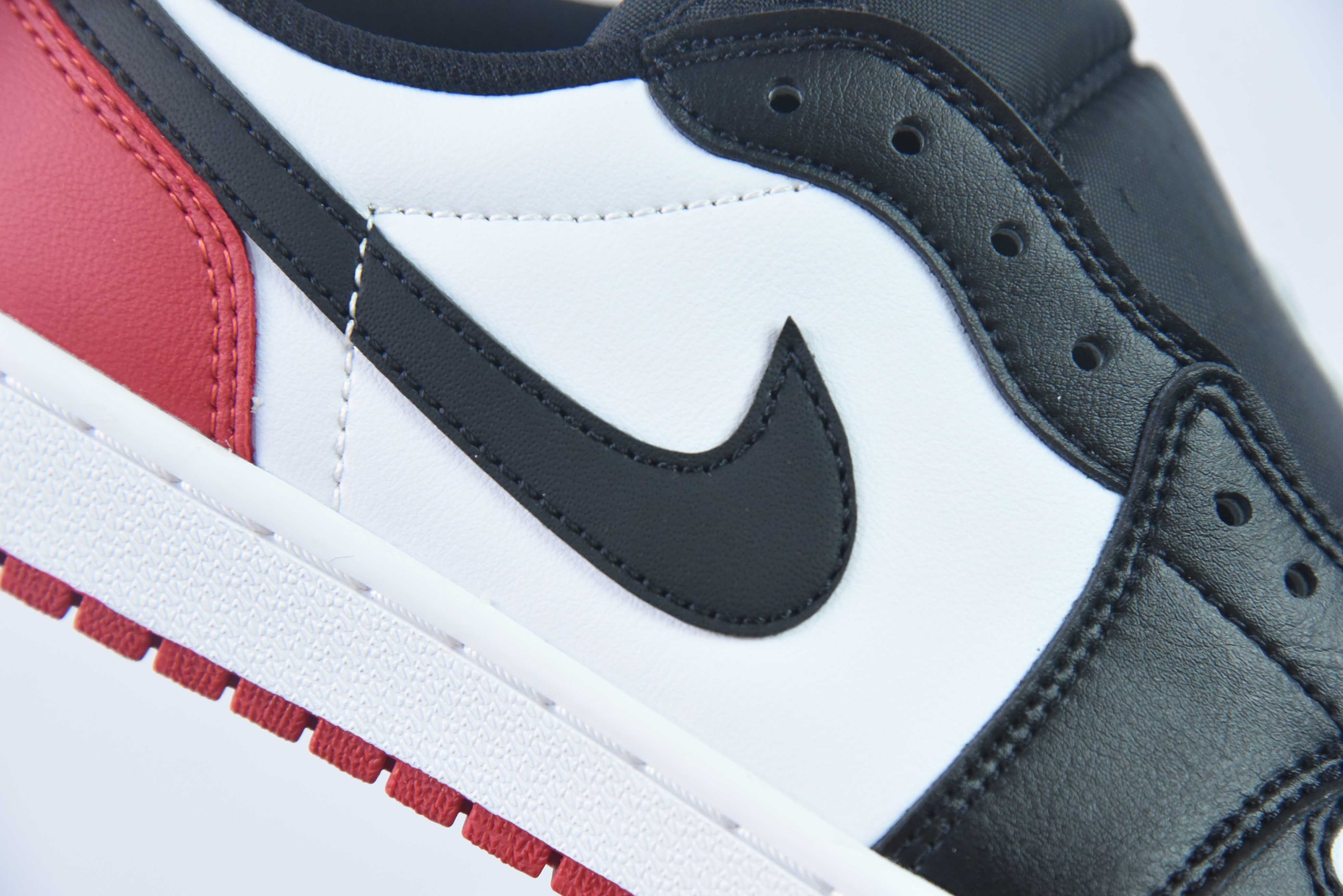 AIR JORDAN 1 LOW OG “BLACK TOE” CZ0790-106