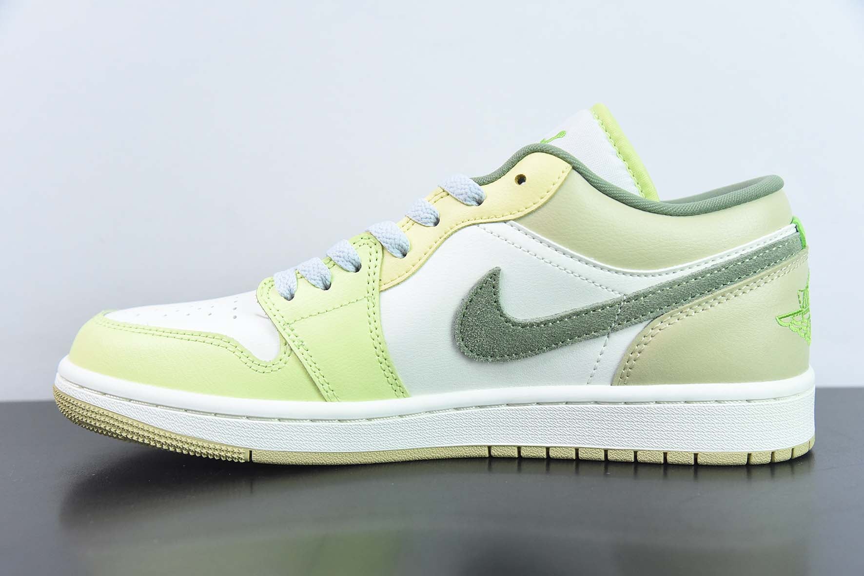 AIR JORDAN 1 LOW "SIT LEMONS" - FD9906-131