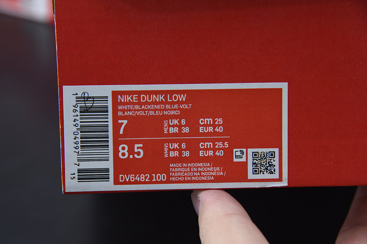 NIKE DUNK LOW "3D SWOOSH"  - DV6482-100