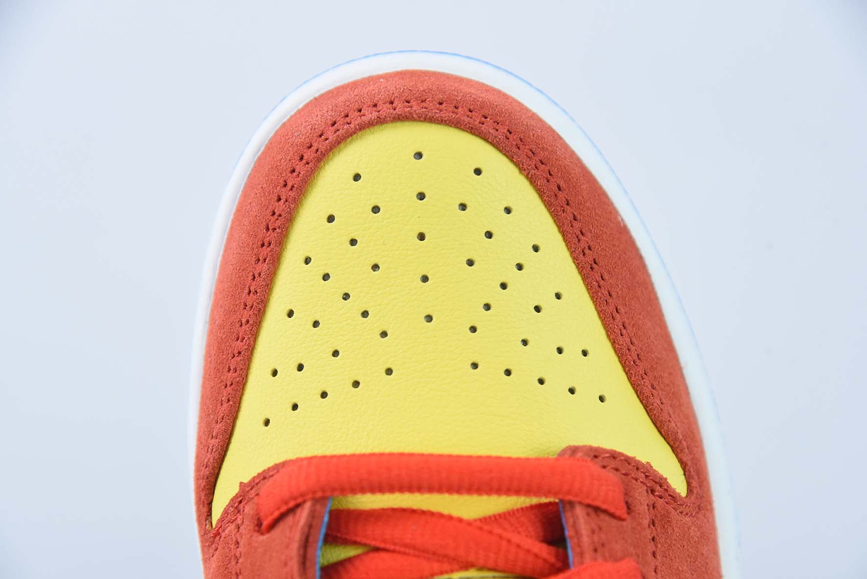 NIKE SB DUNK LOW PRO "BART SIMPSON" - BQ6817-602