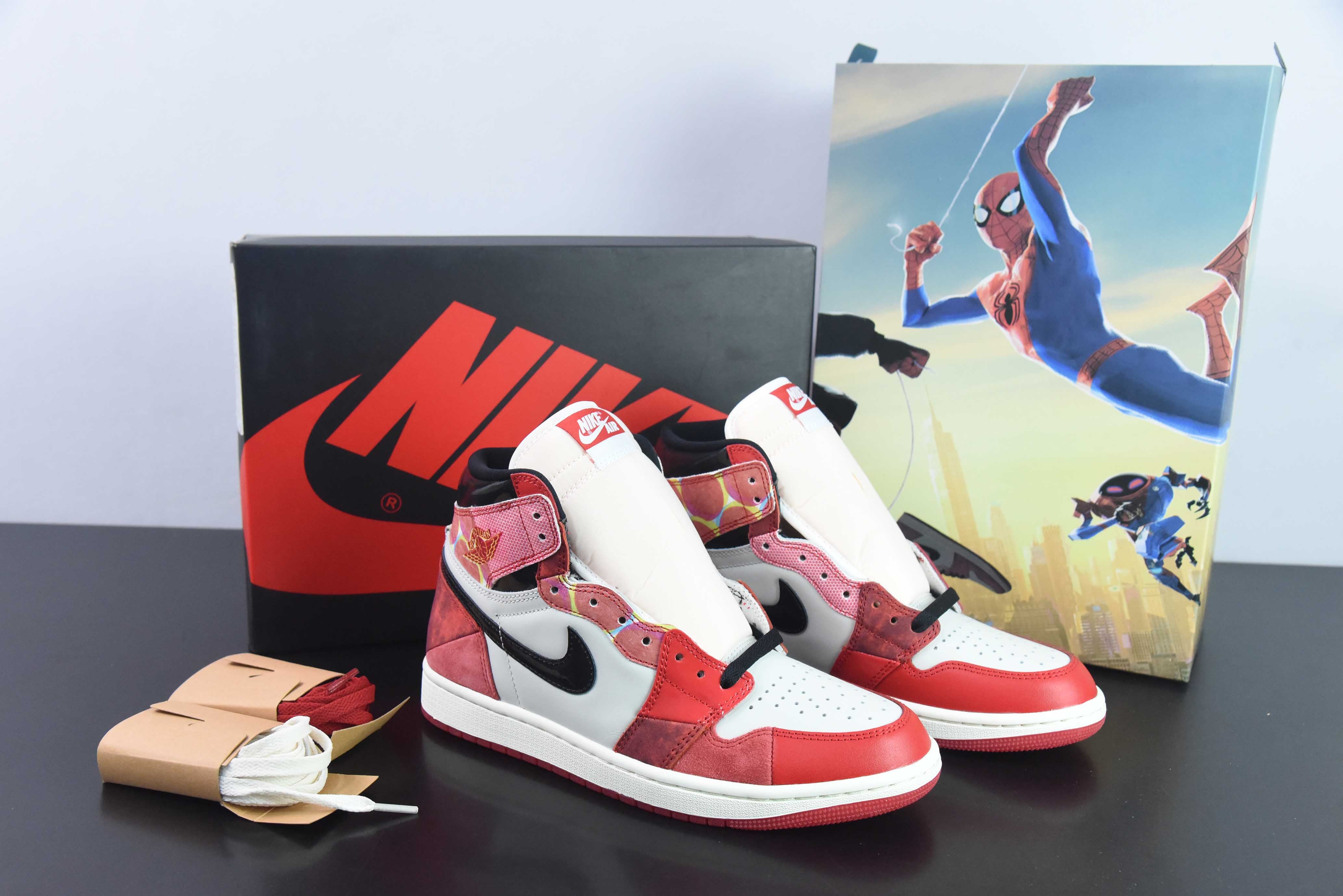 AIR JORDAN 1 RETRO HIGH OG "NEXT CHAPTER" DV1748-601