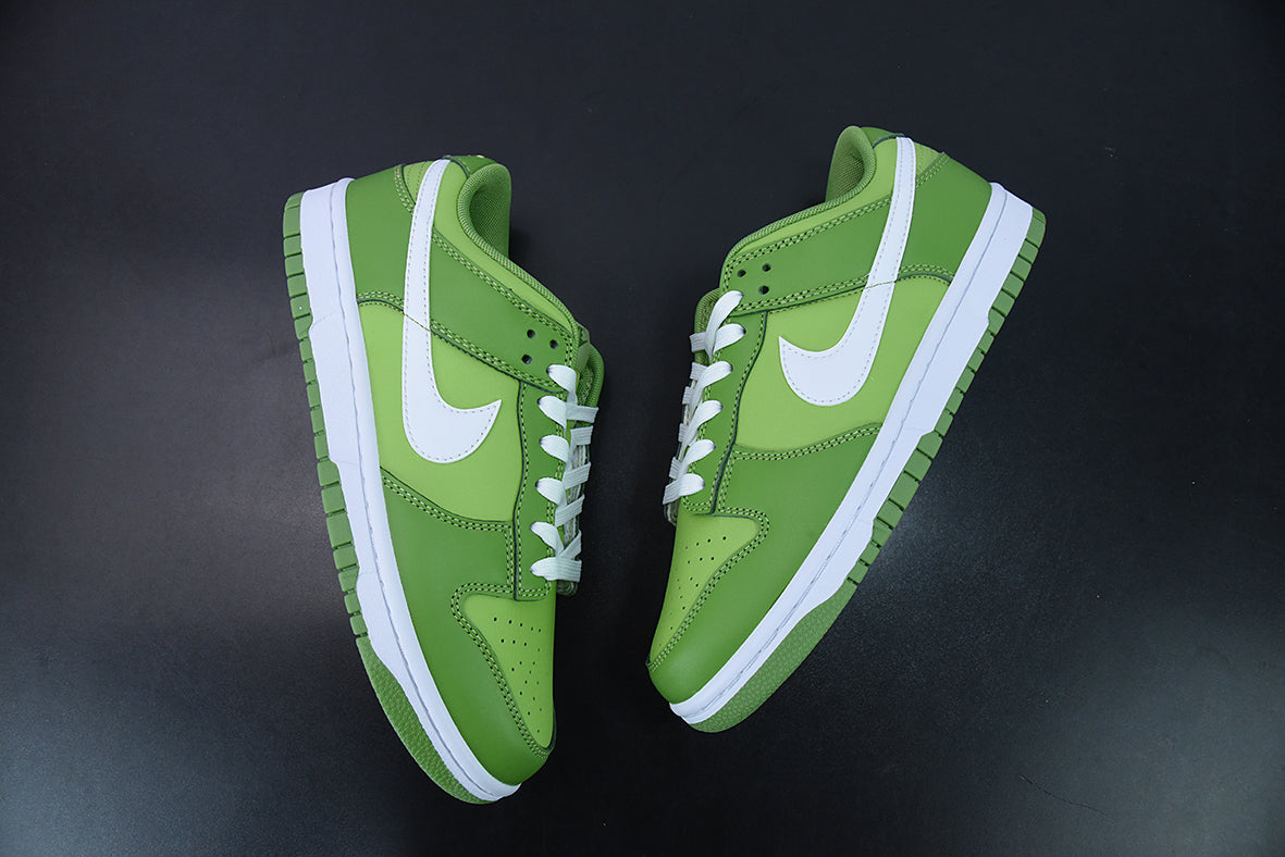 NIKE DUNK LOW "GREEN WHITE" - DJ6188-300