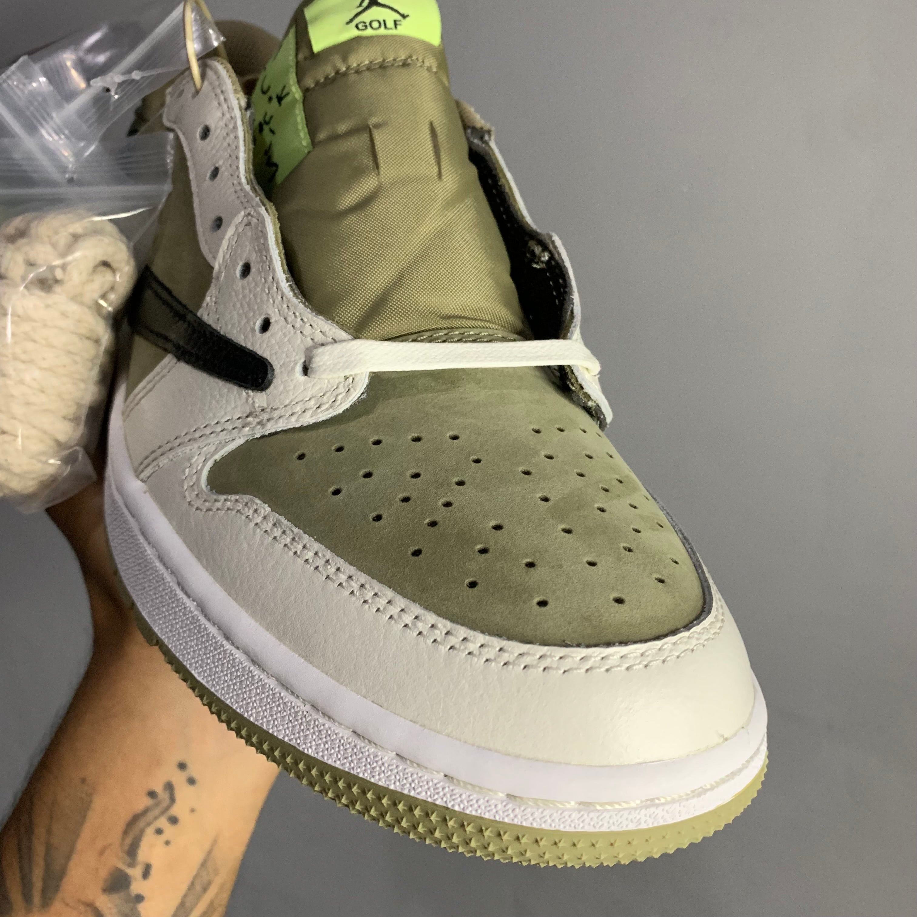 AIR JORDAN 1 LOW OG X TRAVIS SCOTT "GOLF" - FZ3124200 (PRONTA ENTREGA) 🇺🇸