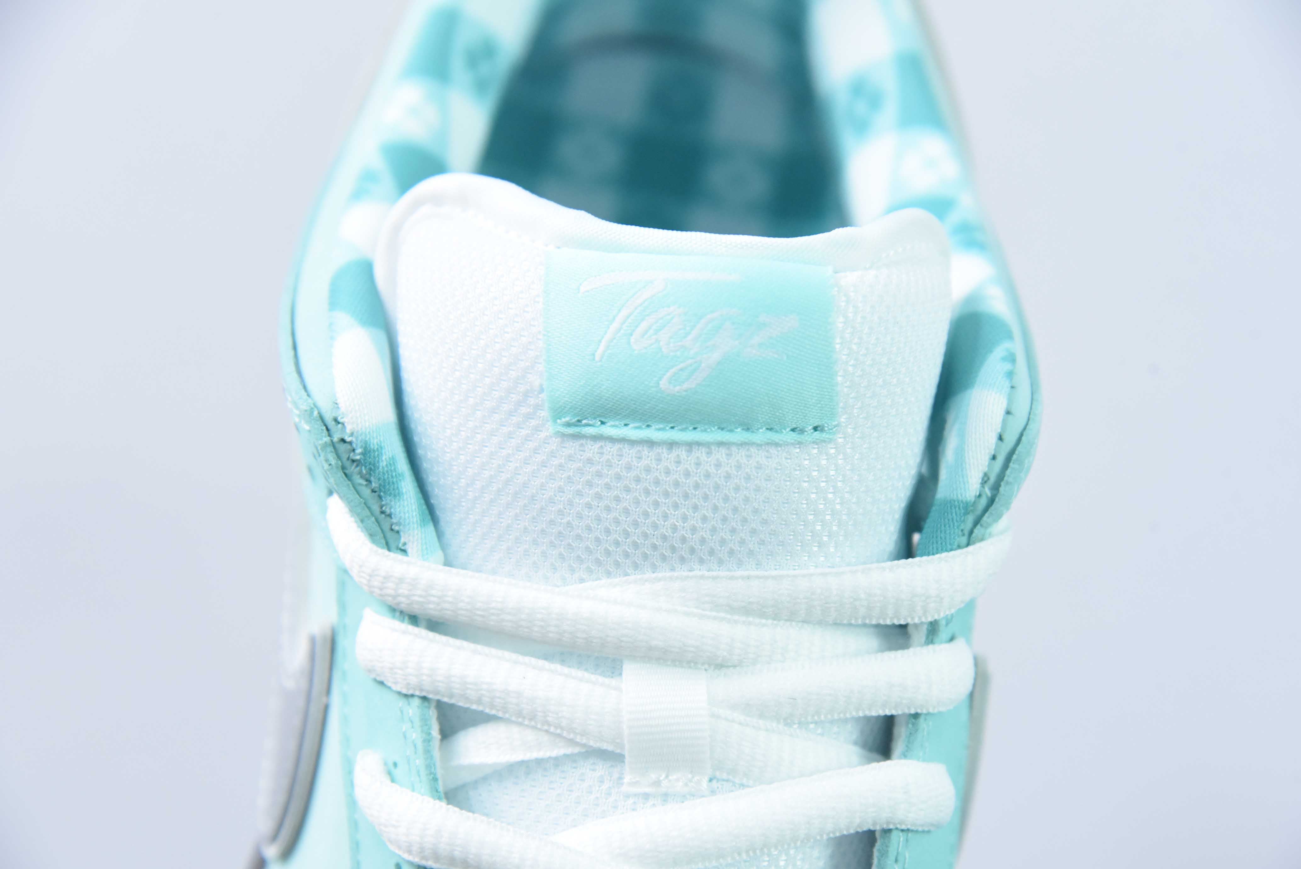 NIKE SB DUNK LOW PRO x CONCEPTS "TIFFANY LOBSTER" 🇺🇸