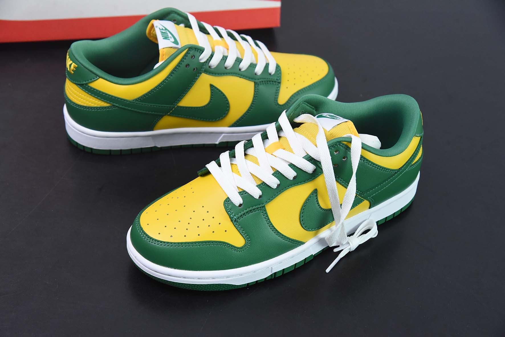 NIKE SB DUNK LOW "BRAZIL" - CU1727-700