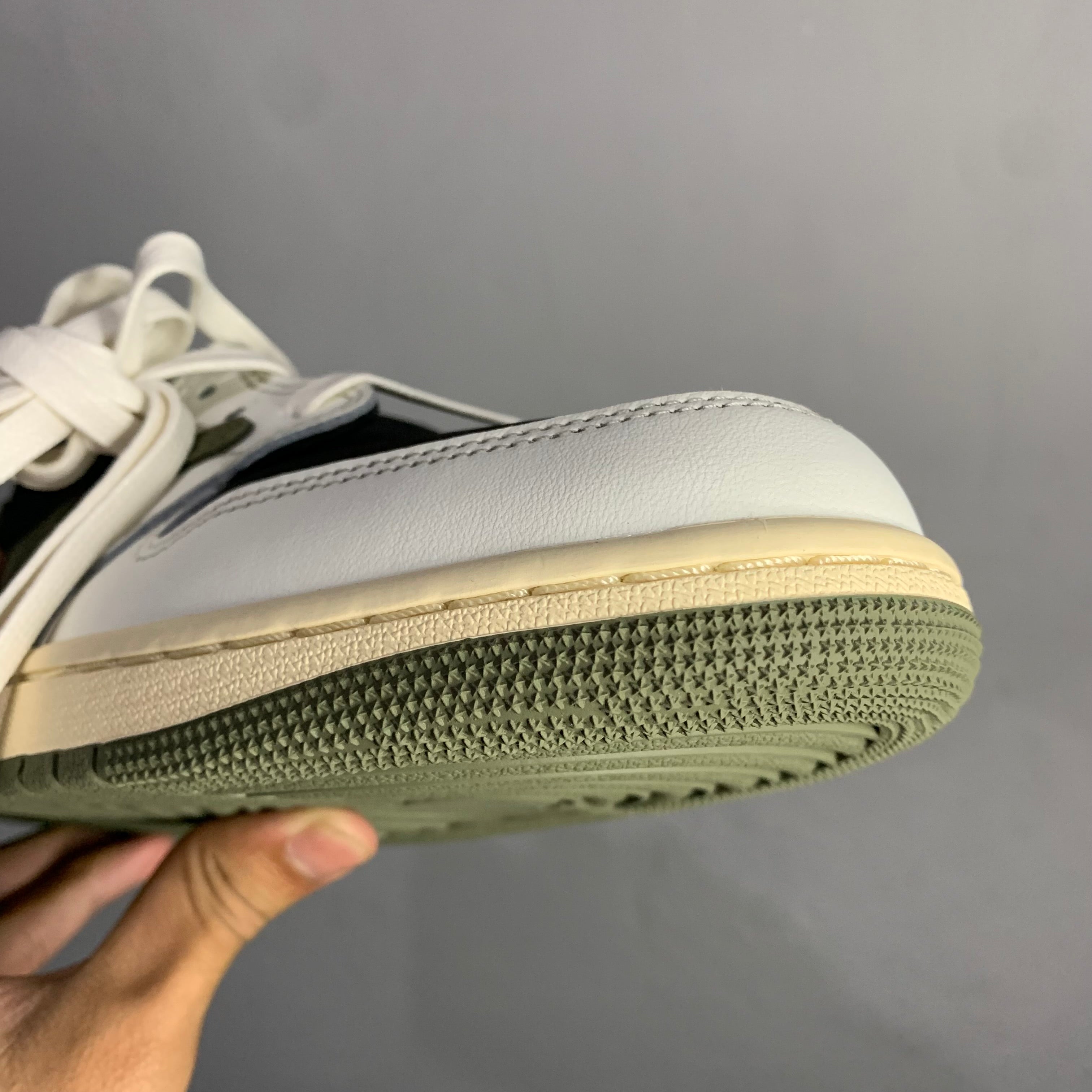 AIR JORDAN 1 LOW OG X TRAVIS SCOTT OLIVE - DZ4137-106 (PRONTA ENTREGA) 🇺🇸