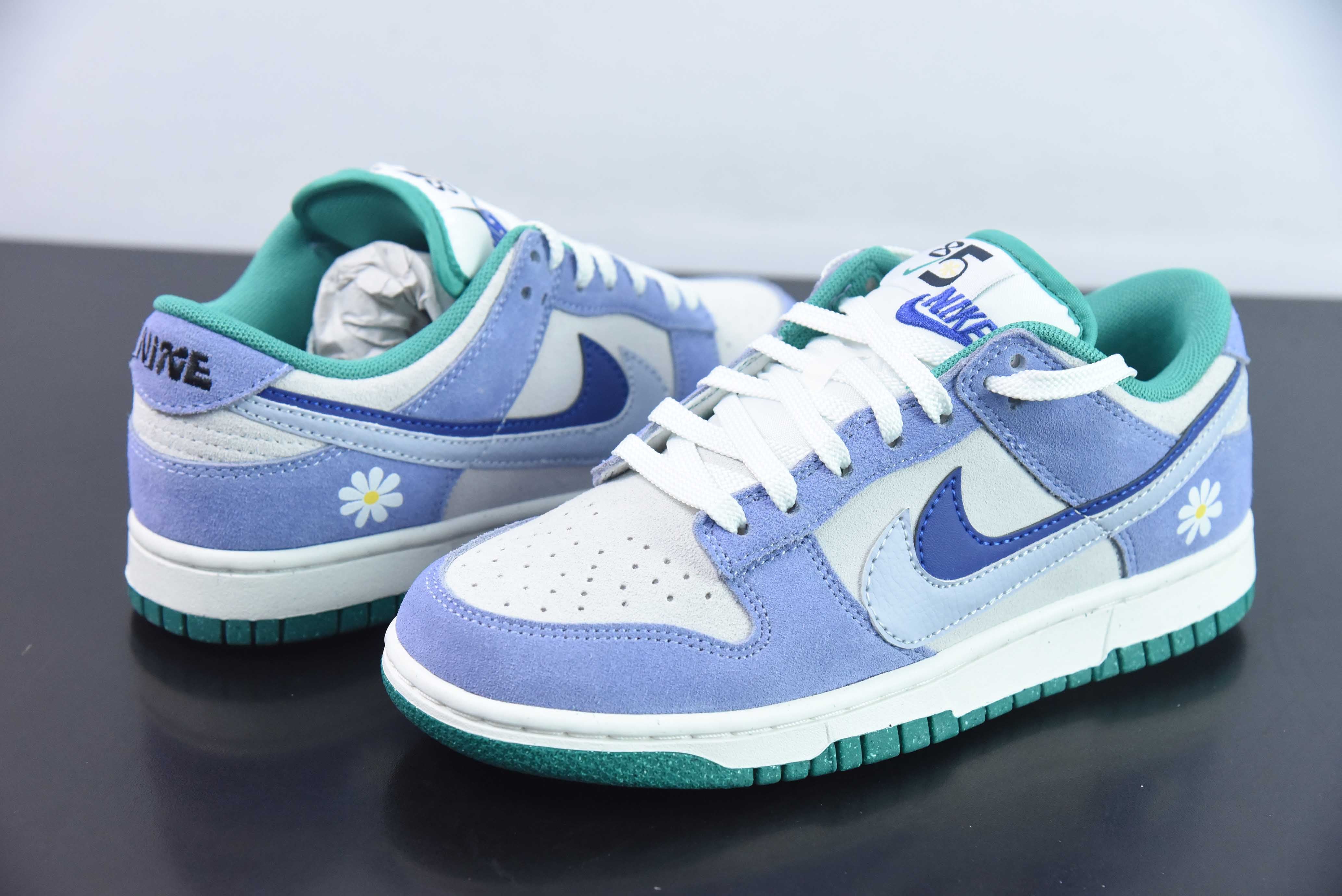 NIKE SB DUNK LOW “DOUBLE SWOOSH FLOWER” DO9457-144